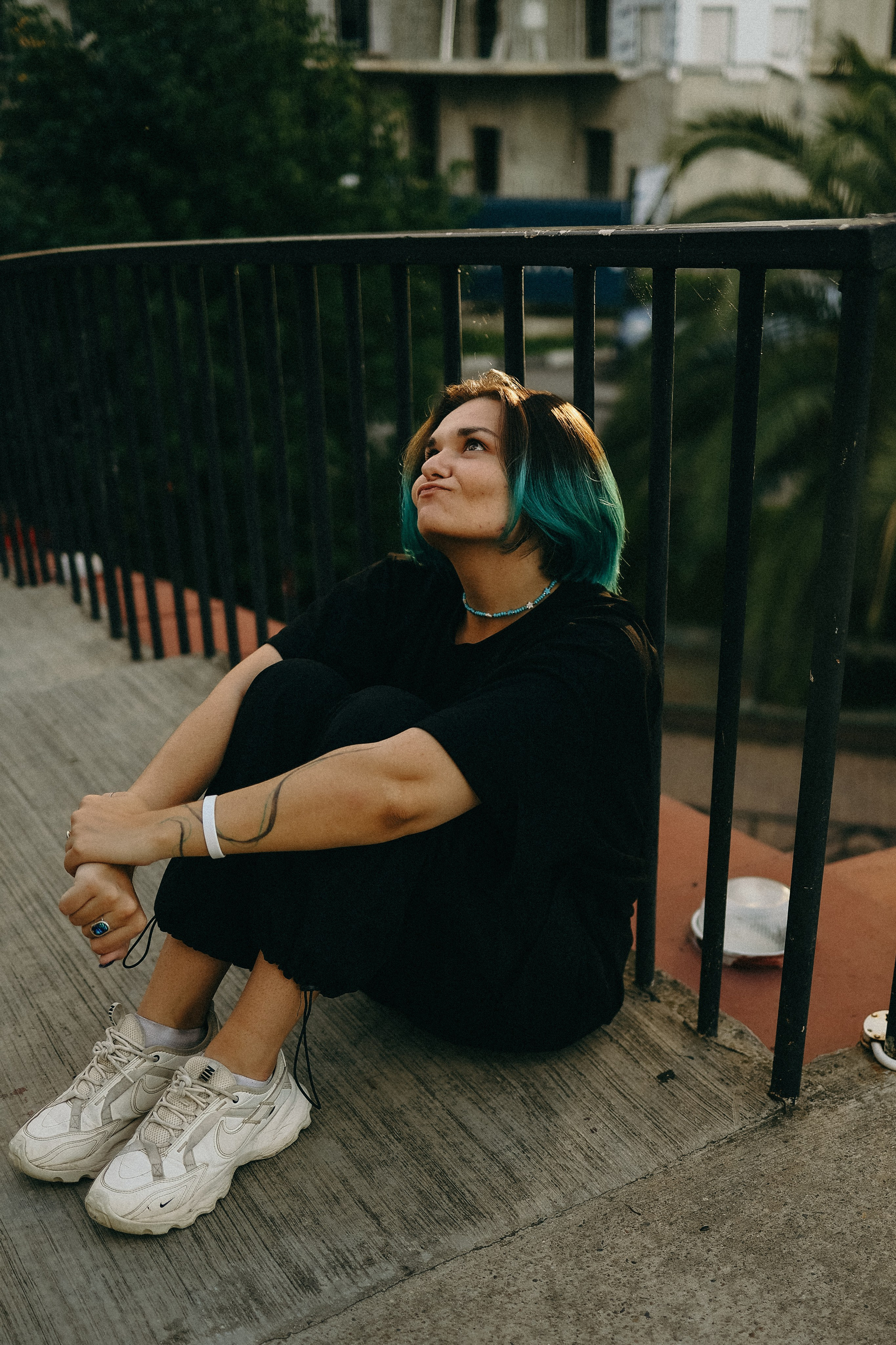 Портретная фотосессия на улице города Сочи. Катя. Портретный и лавстори фотограф в Стерлитамаке Альбина Шарт