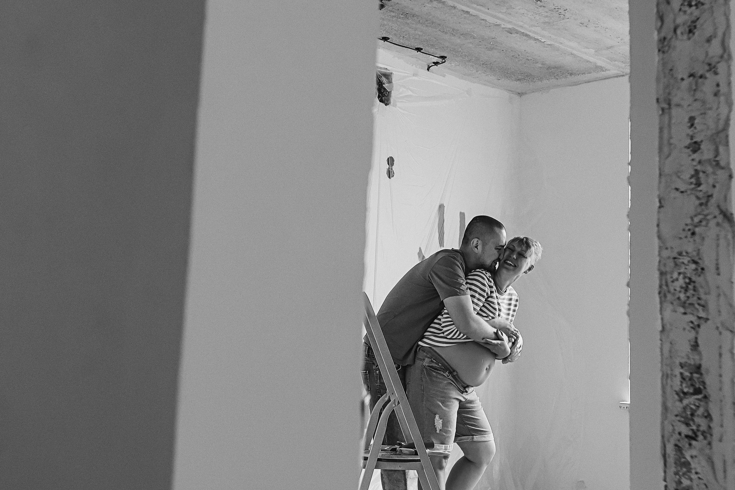 Ремонт. Семейный фотограф Тюмень, фотограф на роды Салмина Мария