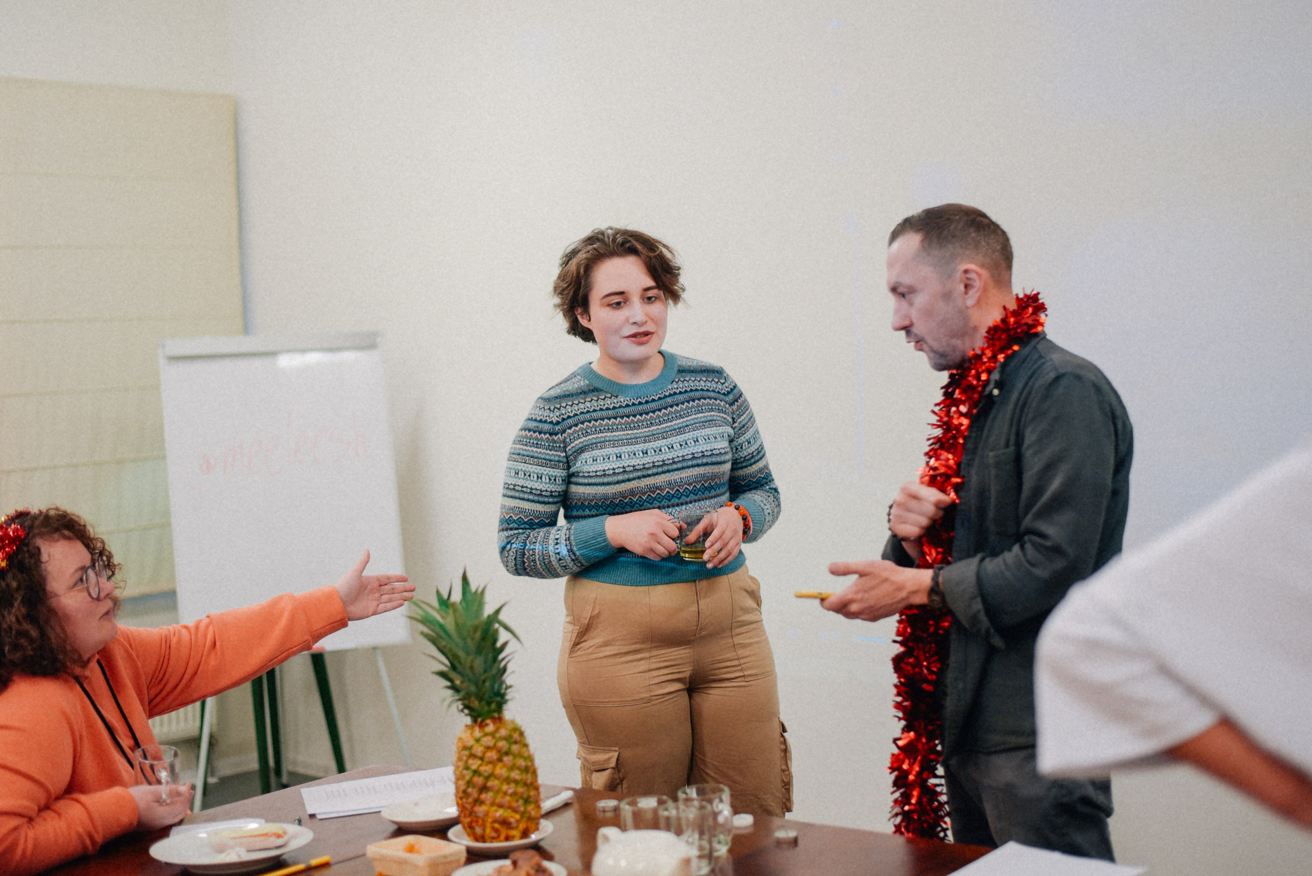 ЧТО ТЫ МЕЛЕШь Вечер вьетнамского караоке. Фотограф Лола Волна, город Москва