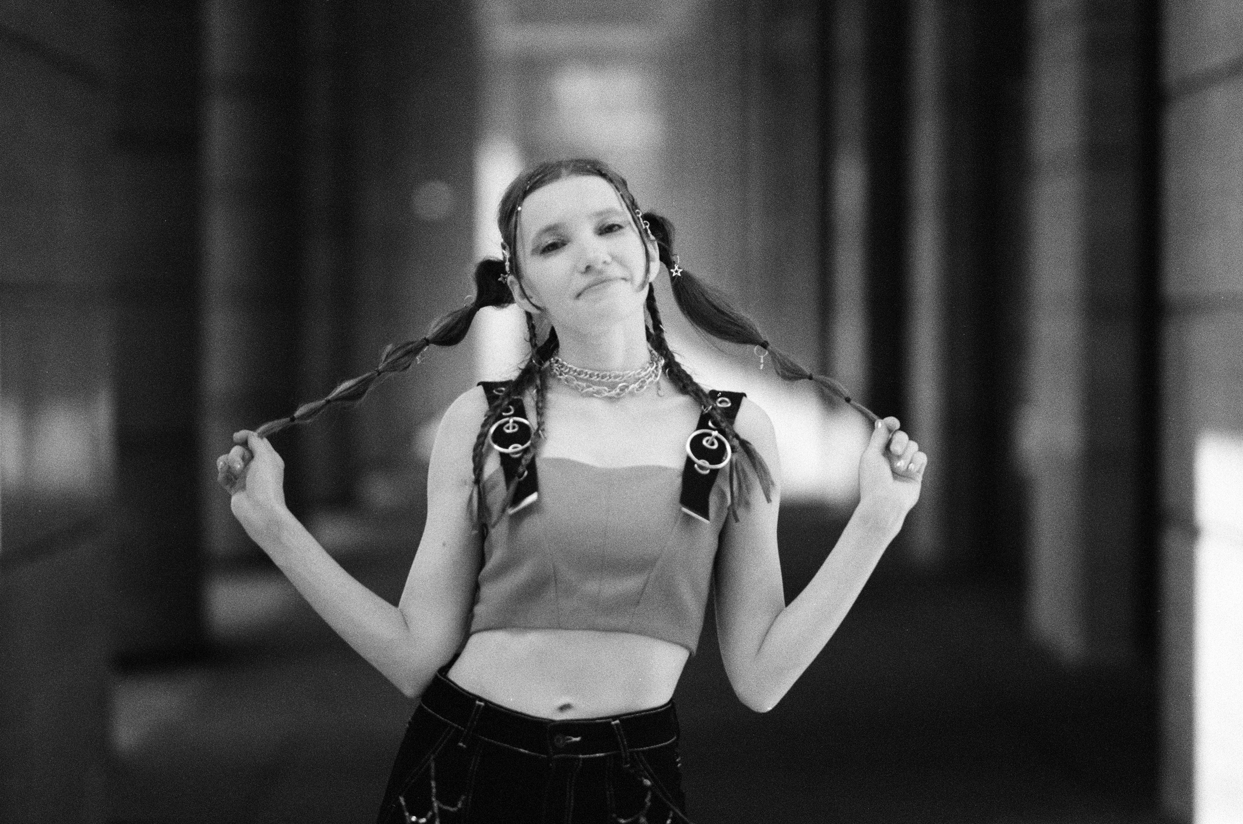 Shanghai GP3 100 Canon EOS 30 + Sigma AF 85mm f/1.4 DG HSM Art