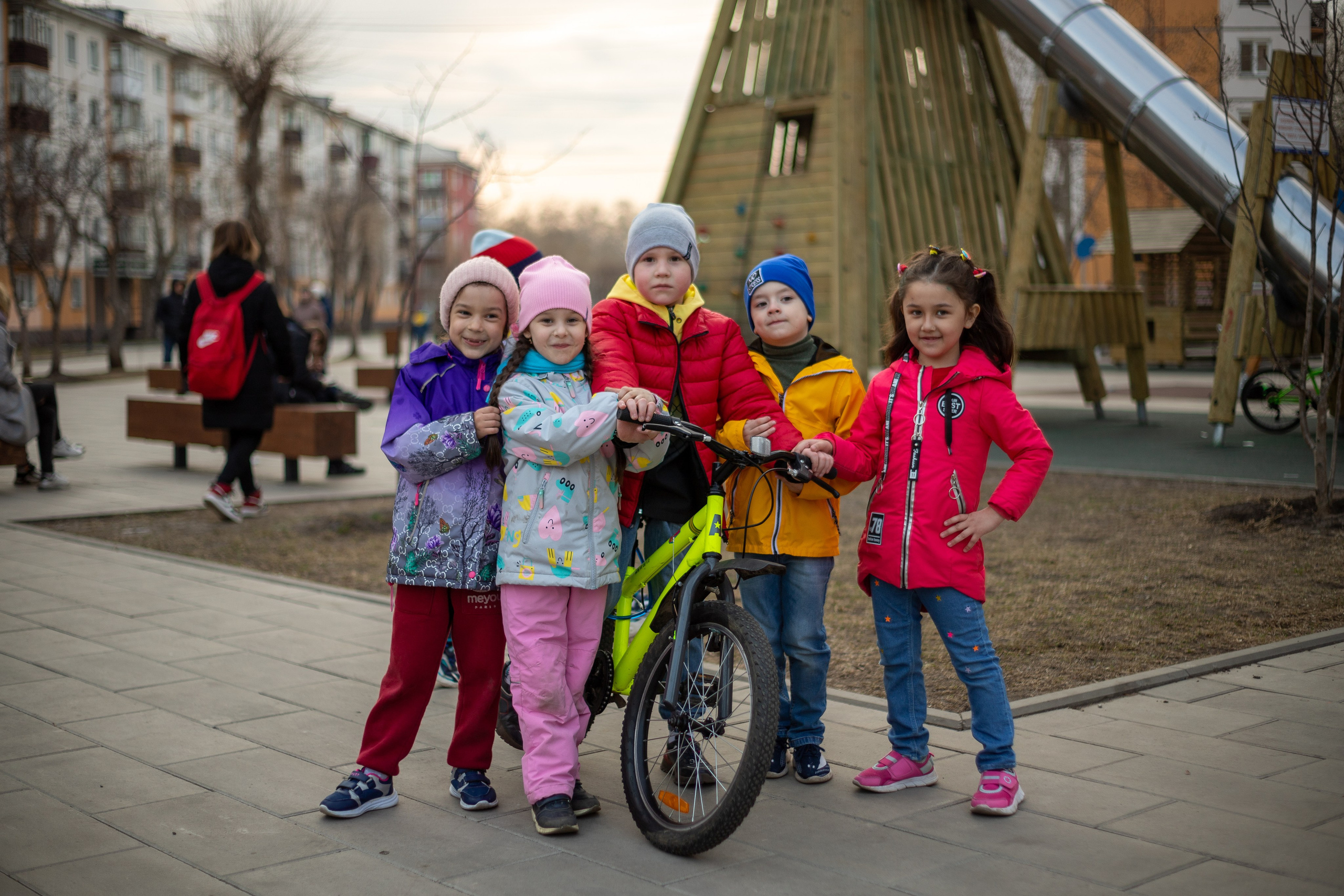 Альбомы с самого детства. +79237847111