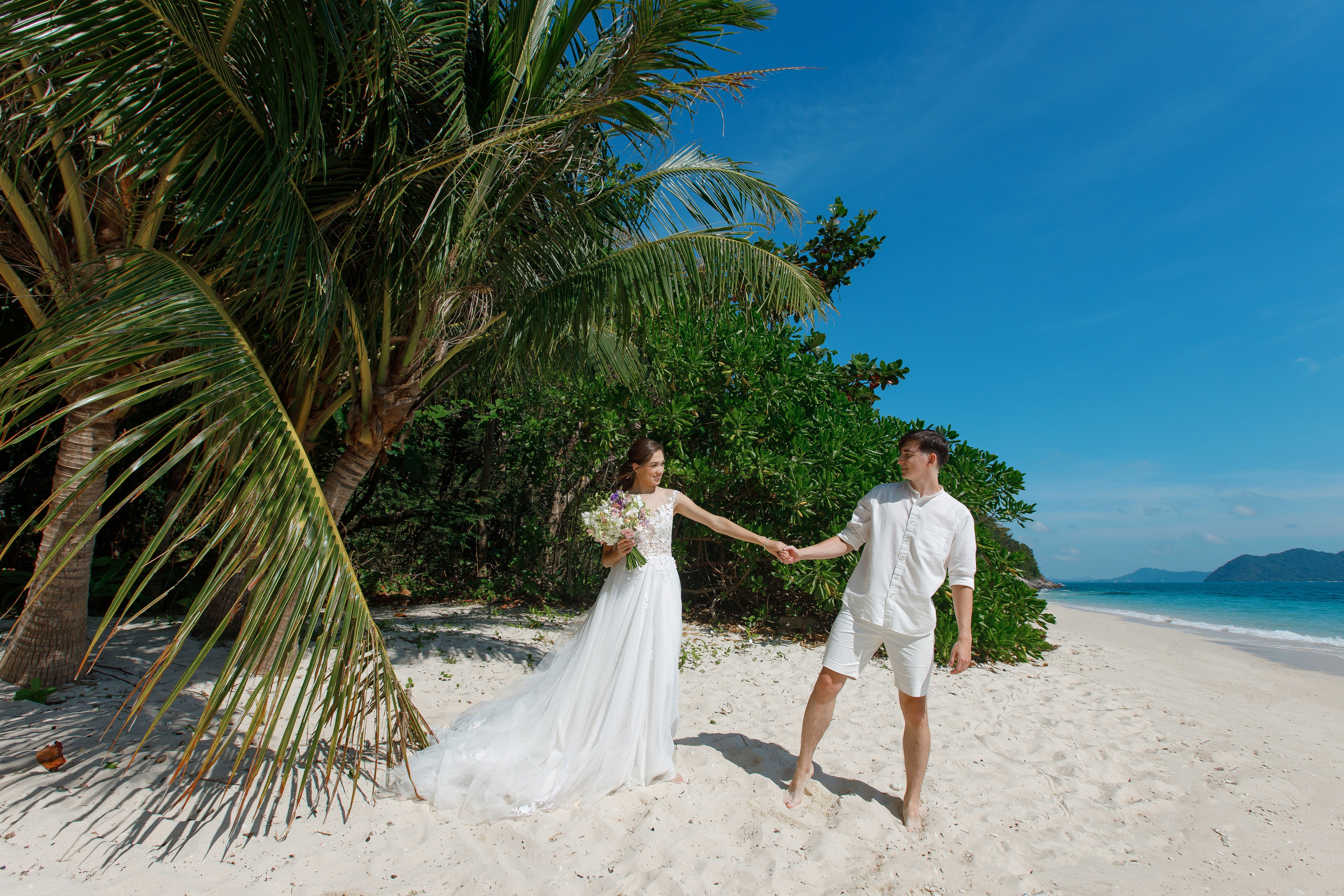 Свадебная фотосессия на острове Пхукет. Фотограф на Пхукете в Таиланде