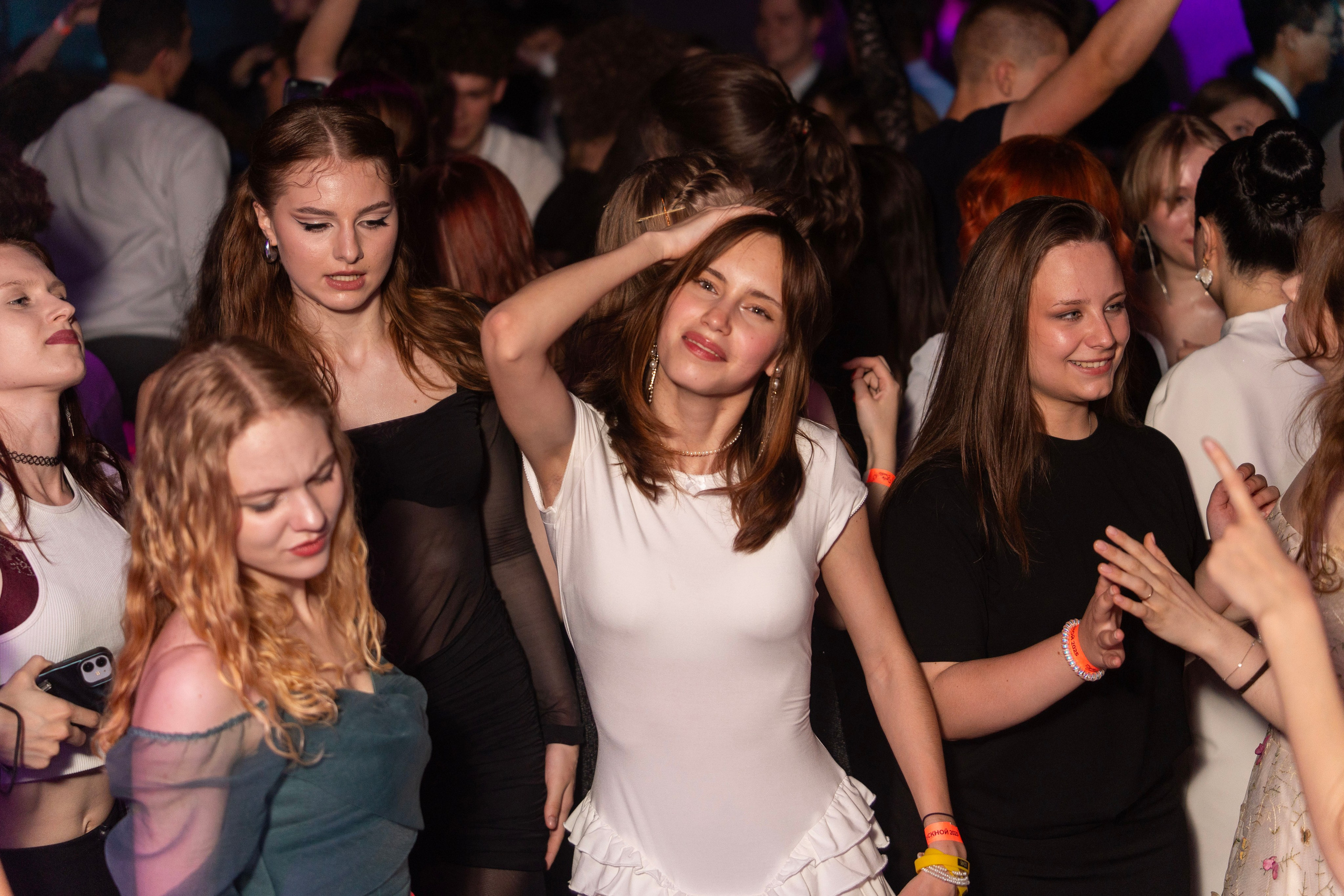 Выпускные 11 кл. Фотограф Юлия Попова