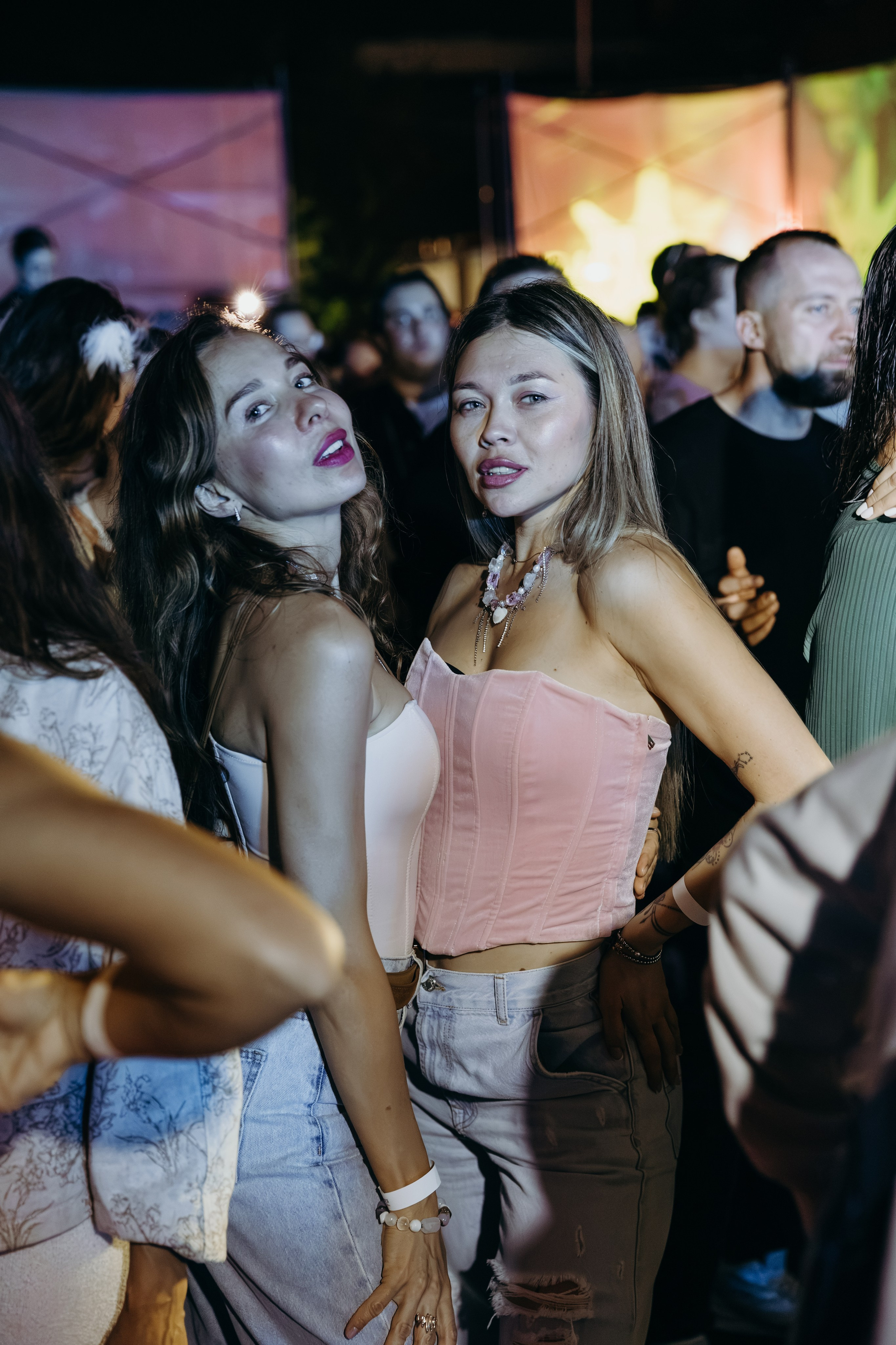 TOK IMPULSE — ФЕСТИВАЛЬ «ИСКРА». Свадебный и Репортажный фотограф в Иркутске Бобылев Никита