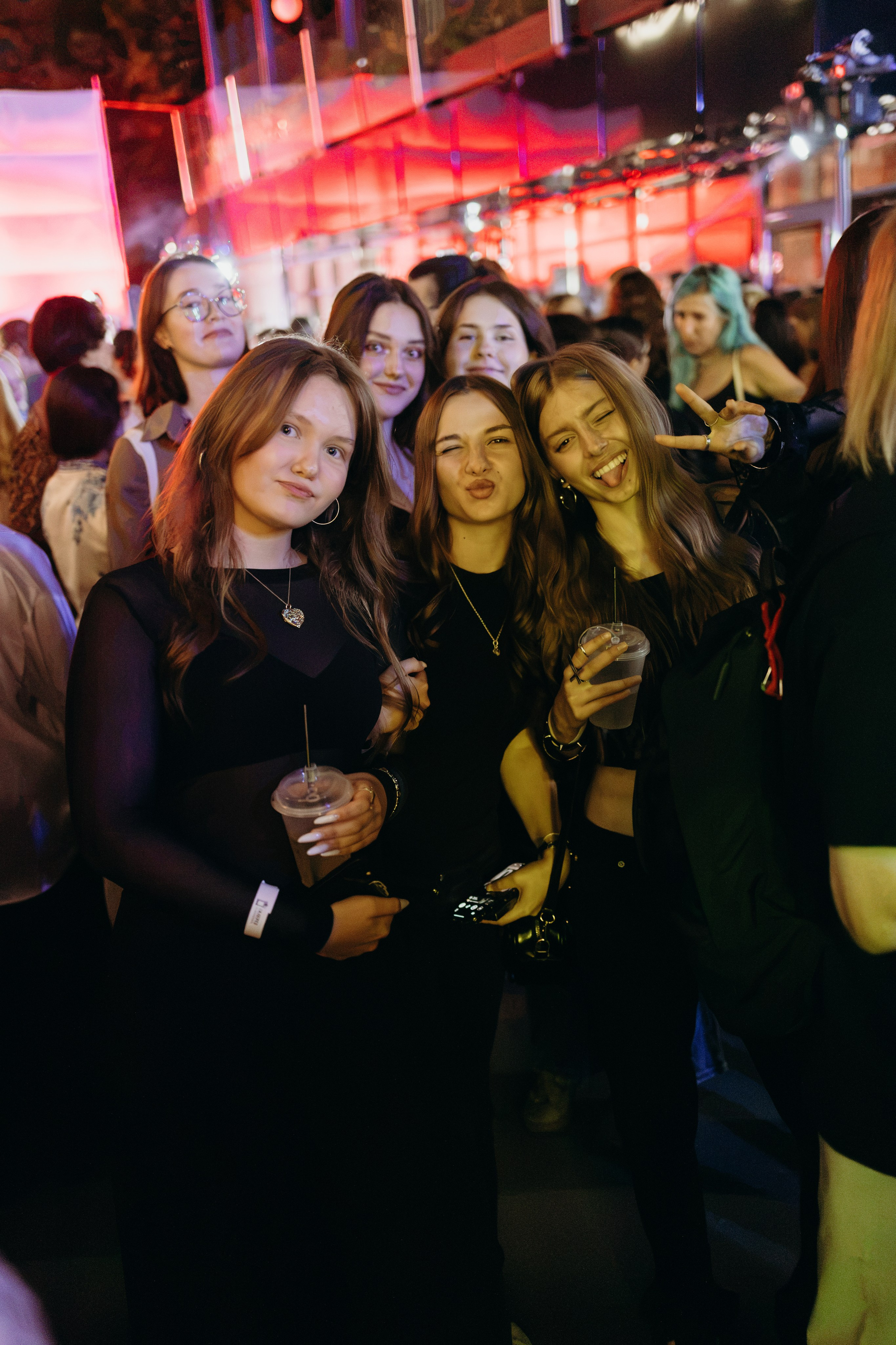 TOK IMPULSE — ФЕСТИВАЛЬ «ИСКРА». Свадебный и Репортажный фотограф в Иркутске Бобылев Никита