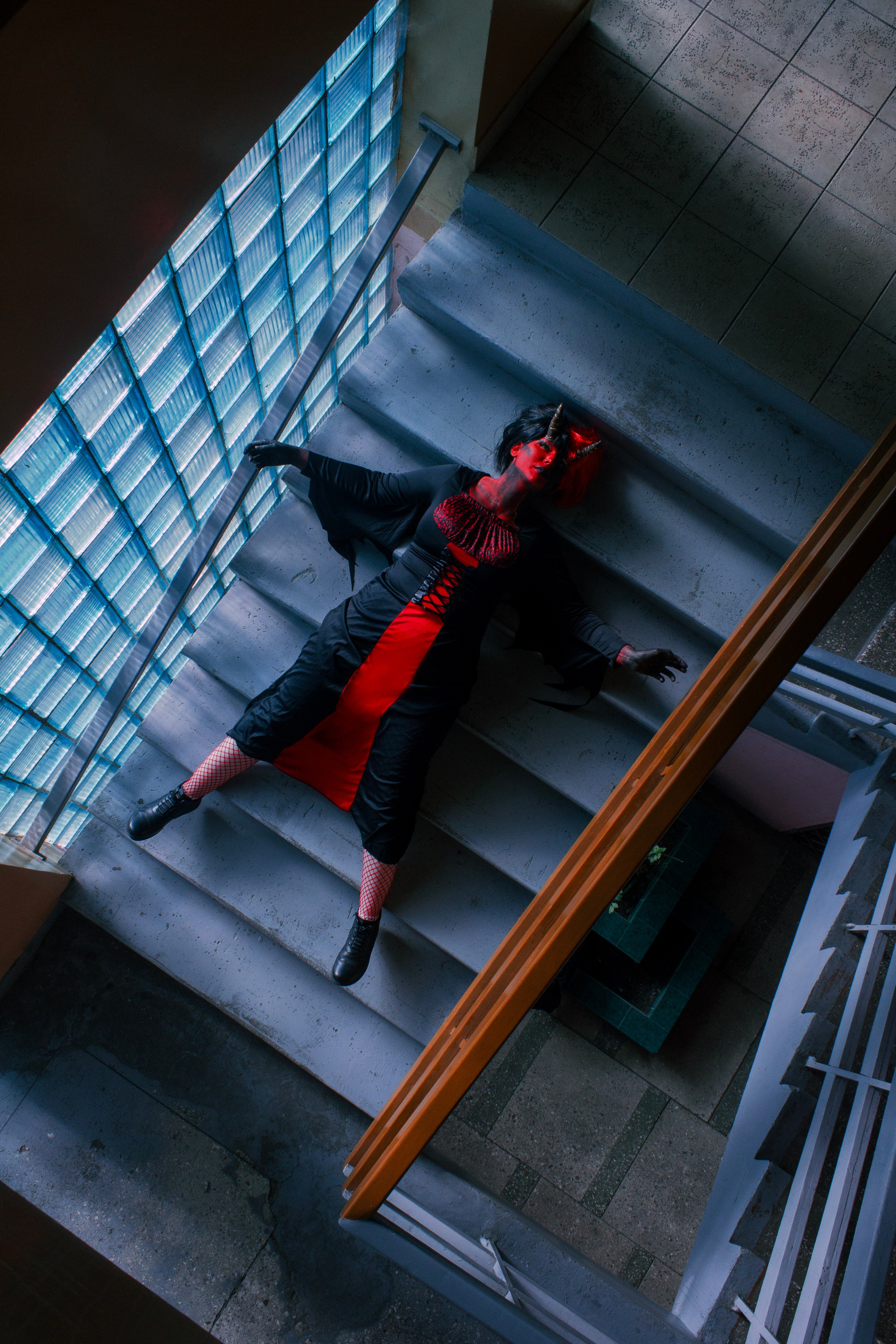 Оборотная сторона хрупкой женской силы