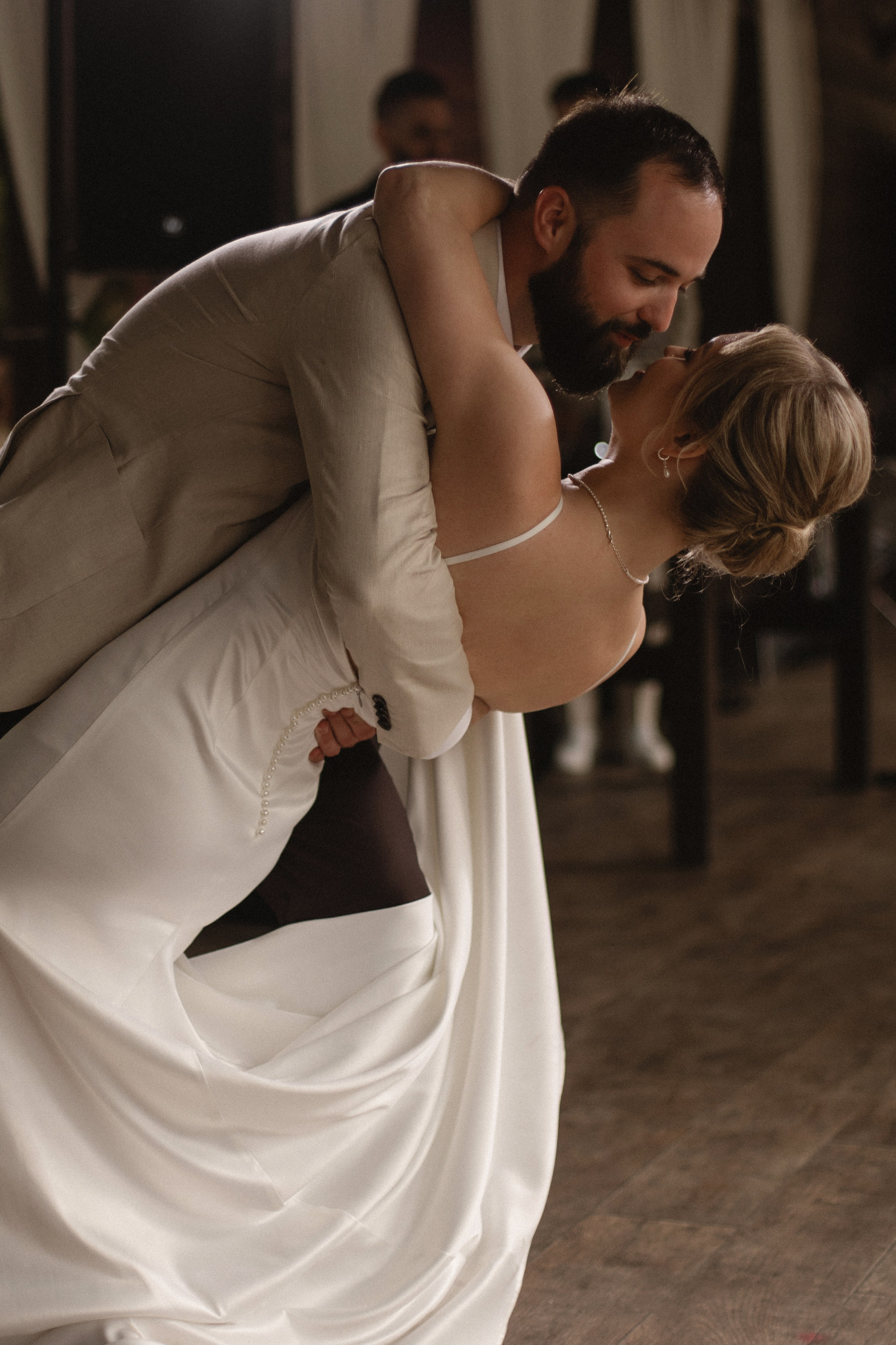 Свадьба в летний день с прогулкой в парке и свадебным ужином в загородной клубе. Свадебный, репортажный и портретный фотограф Сочи, Краснодар. Александра Зайцева