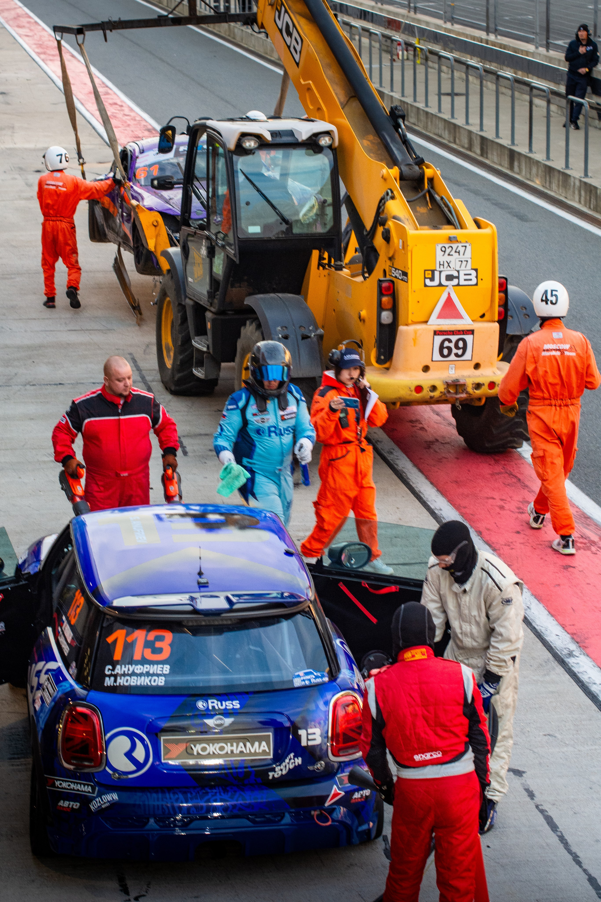 MRW — REC — 04.10.2025. AlexFecto — галереи фотографий