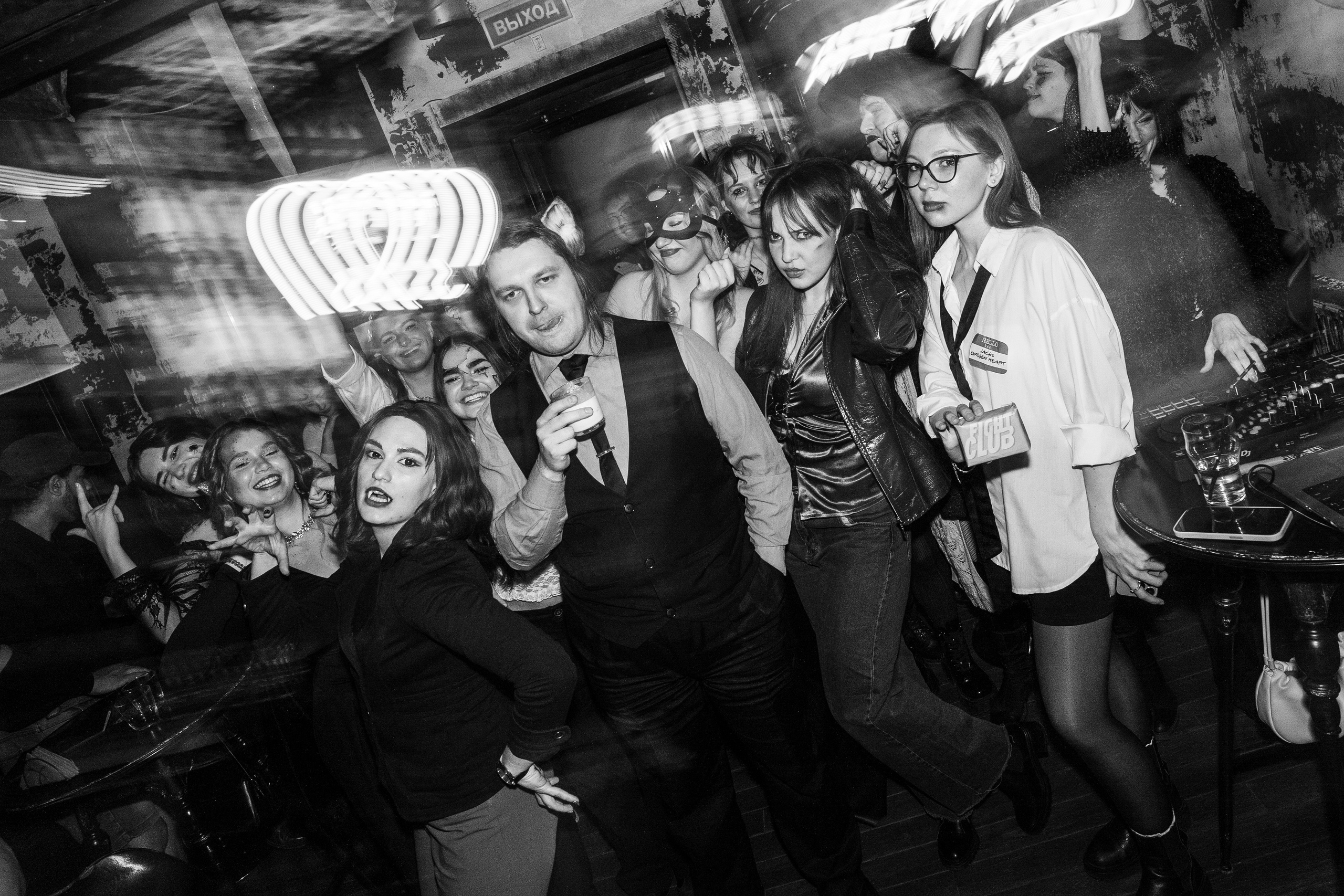 Halloween party. Бар разбитых сердец. Концертный и репортажный фотограф в Санкт-Петербурге Слава Пахомов