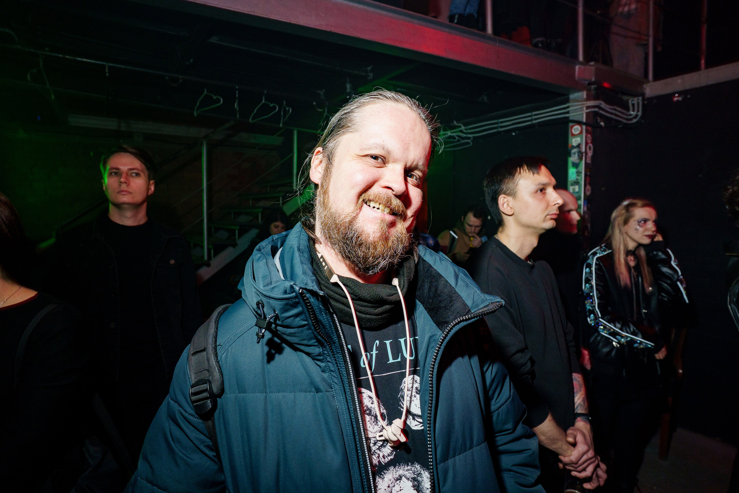 Inside the Rain|Ласточка. Концертный и репортажный фотограф в Санкт-Петербурге Слава Пахомов