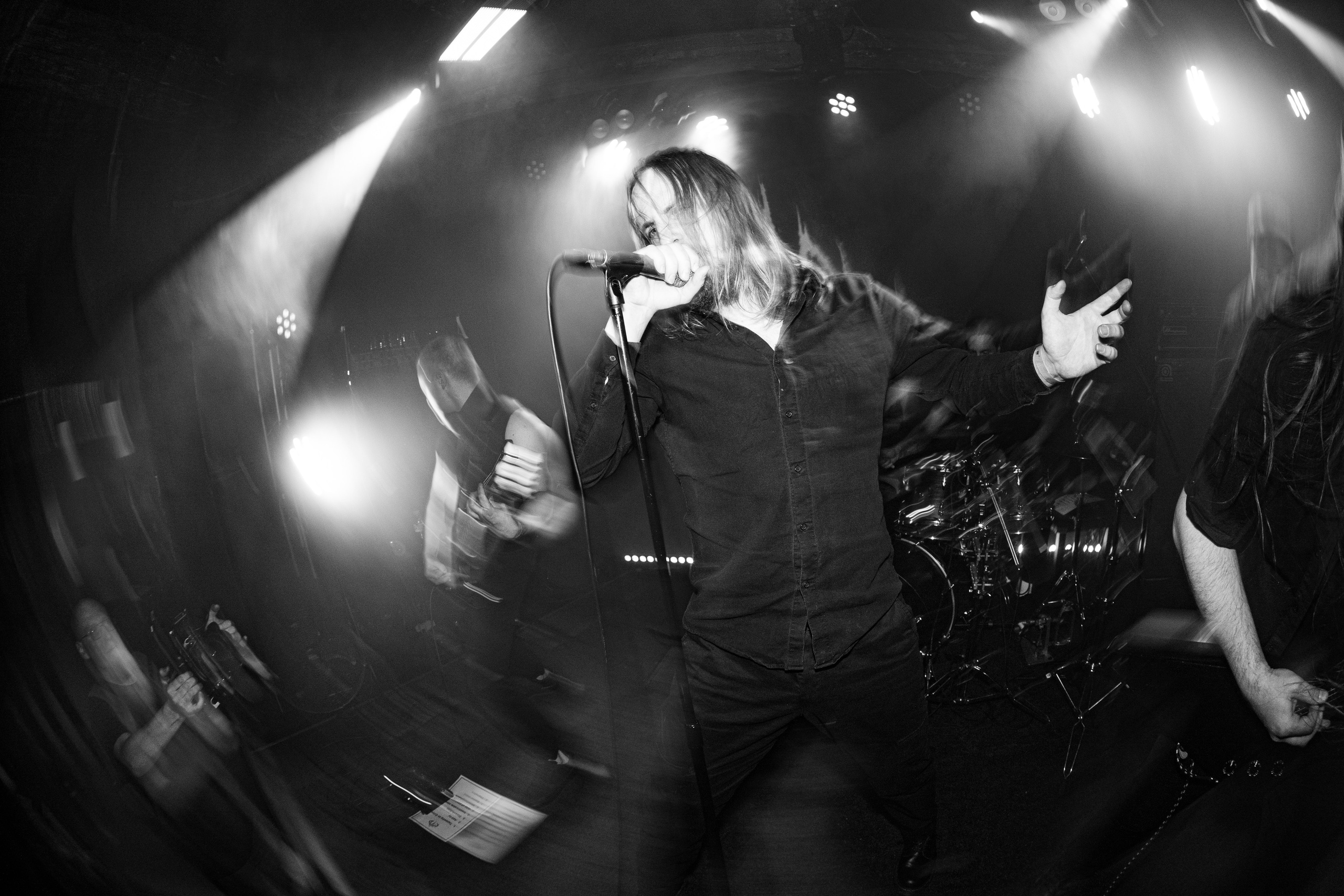 ИЛ • Minuala • Khlad|Цоколь 2.0. Концертный и репортажный фотограф в Санкт-Петербурге Слава Пахомов