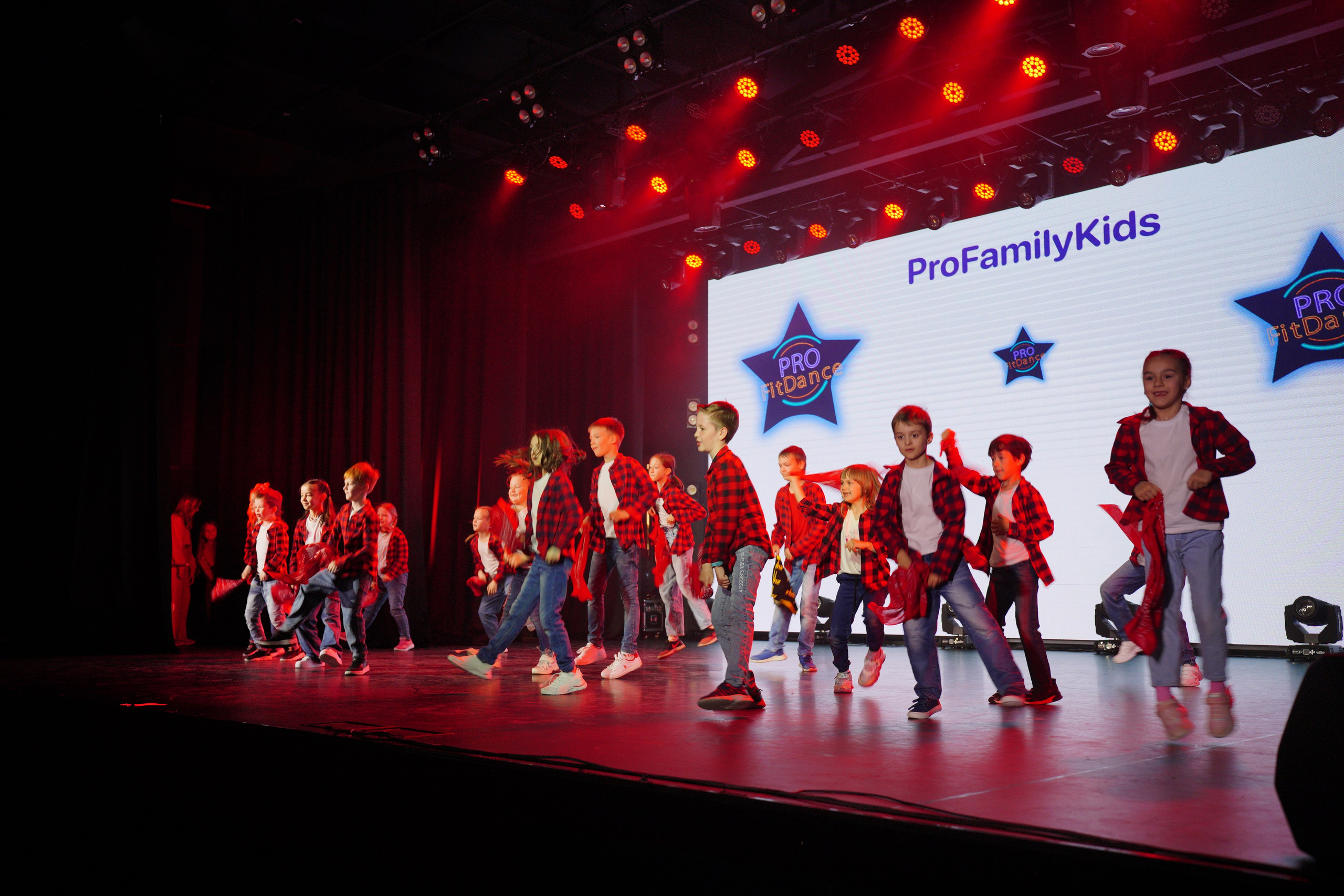 Танцевальный конкурс|Концертный зал Epicenter. Концертный и репортажный фотограф в Санкт-Петербурге Слава Пахомов