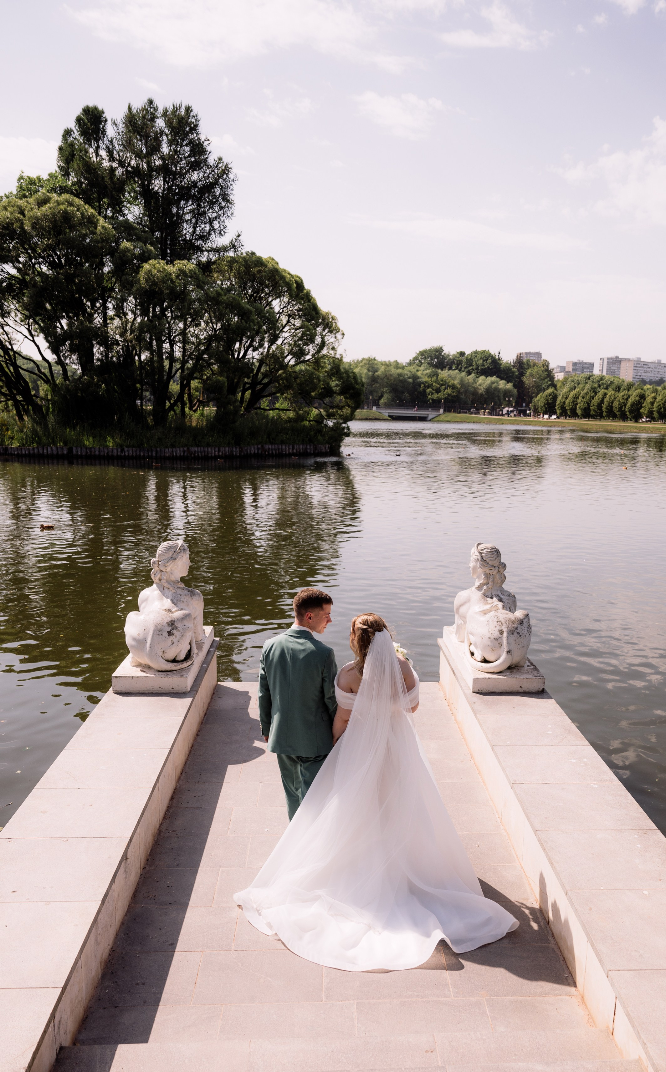 Свадебная прогулка в Царицино. Фотограф в Москве Алёна Степутенко