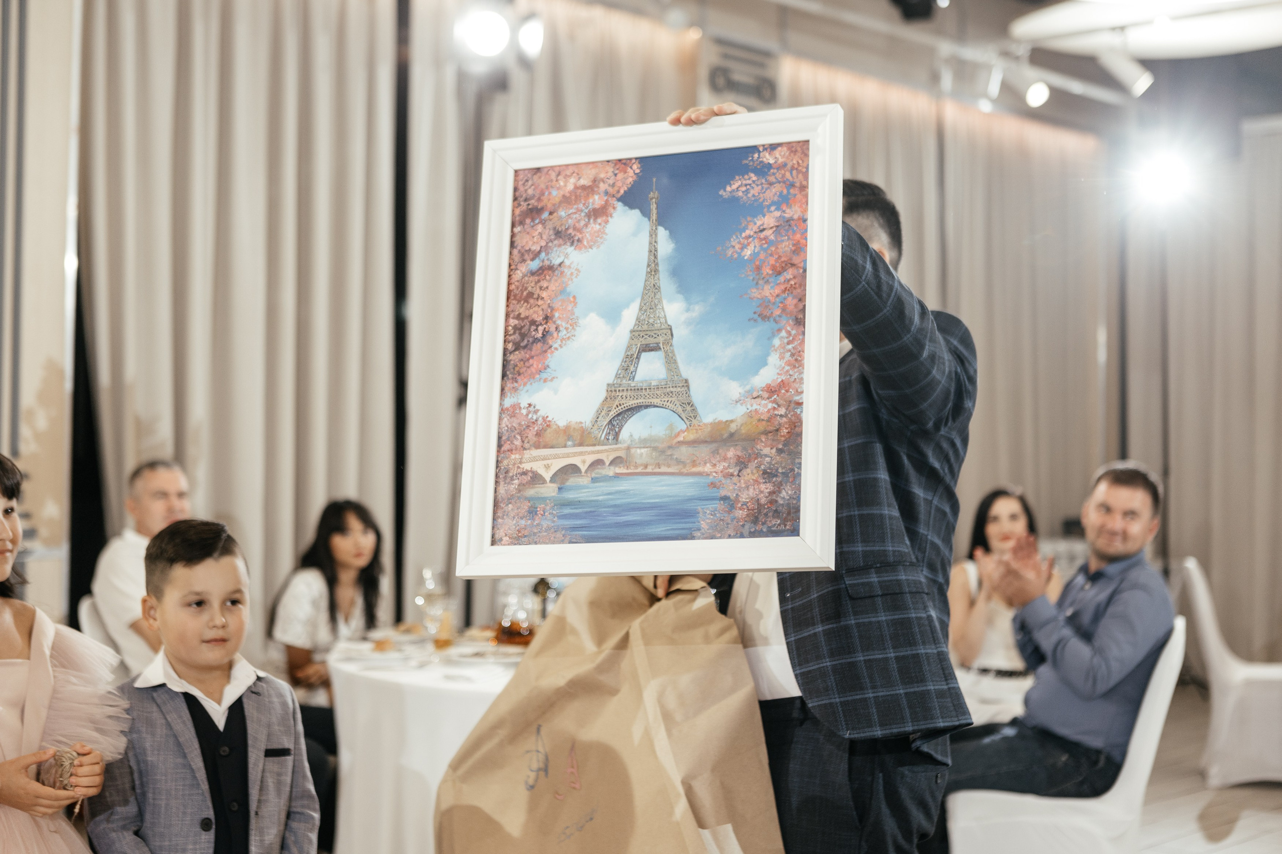 Свадебный фотограф Уфа — Руслан ГабдлисламовЖивые эмоции, красивые кадры, воспоминания на всю жизнь.Работаю по всей Республике Башкортоста. Свадебный фотограф Уфа Руслан Габдлисламов