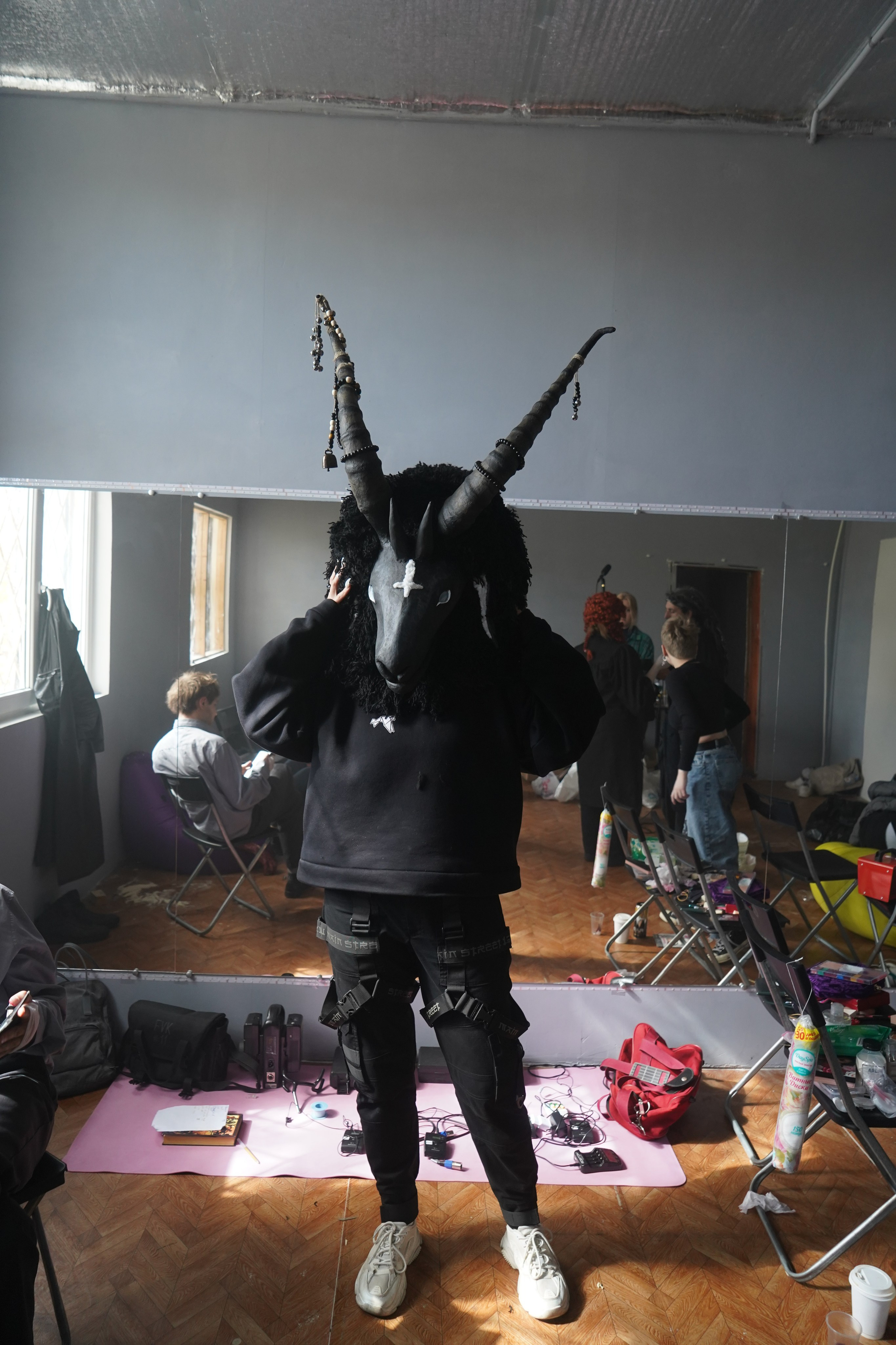 К/м Экзистенциальные ножницы (реж. Н.Григорьева). Главная