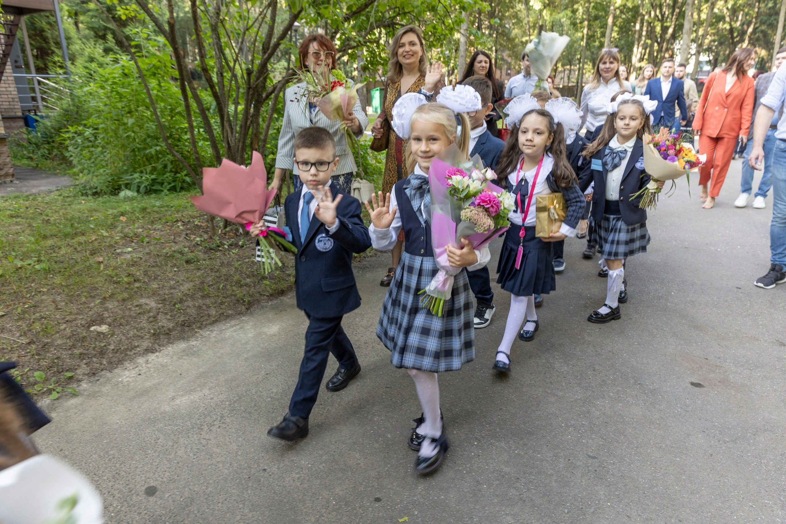 1 сентября. Выпускные альбомы для школ и детских садов