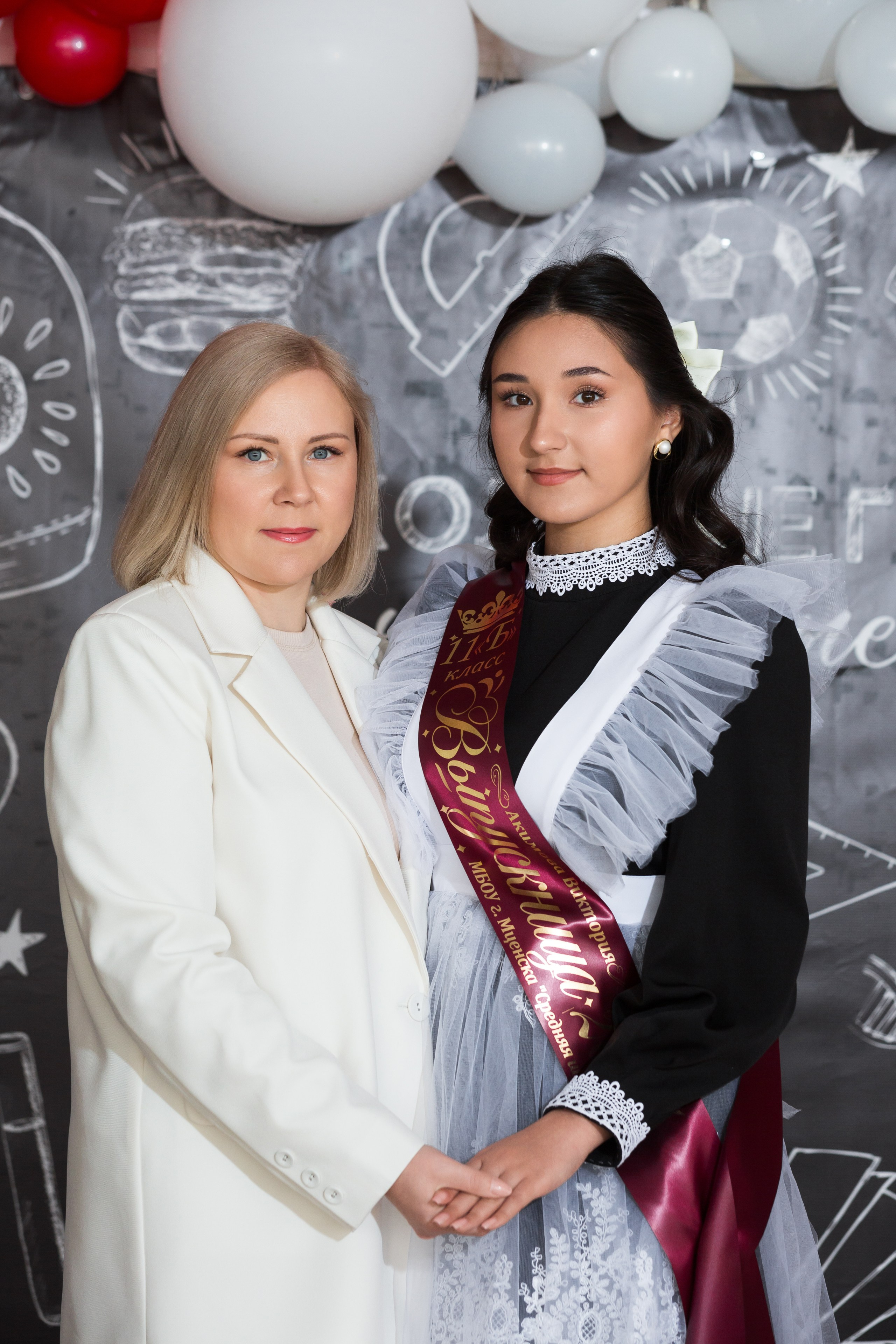 ФОТОСЕССИЯ С РОДИТЕЛЯМИ «ПОСЛЕДНИЙ ЗВОНОК — 2025» 9 ШКОЛА Г.МЦЕНСК. ТВОЙ АЛЬБОМ / ТВОИ ПРАВИЛА