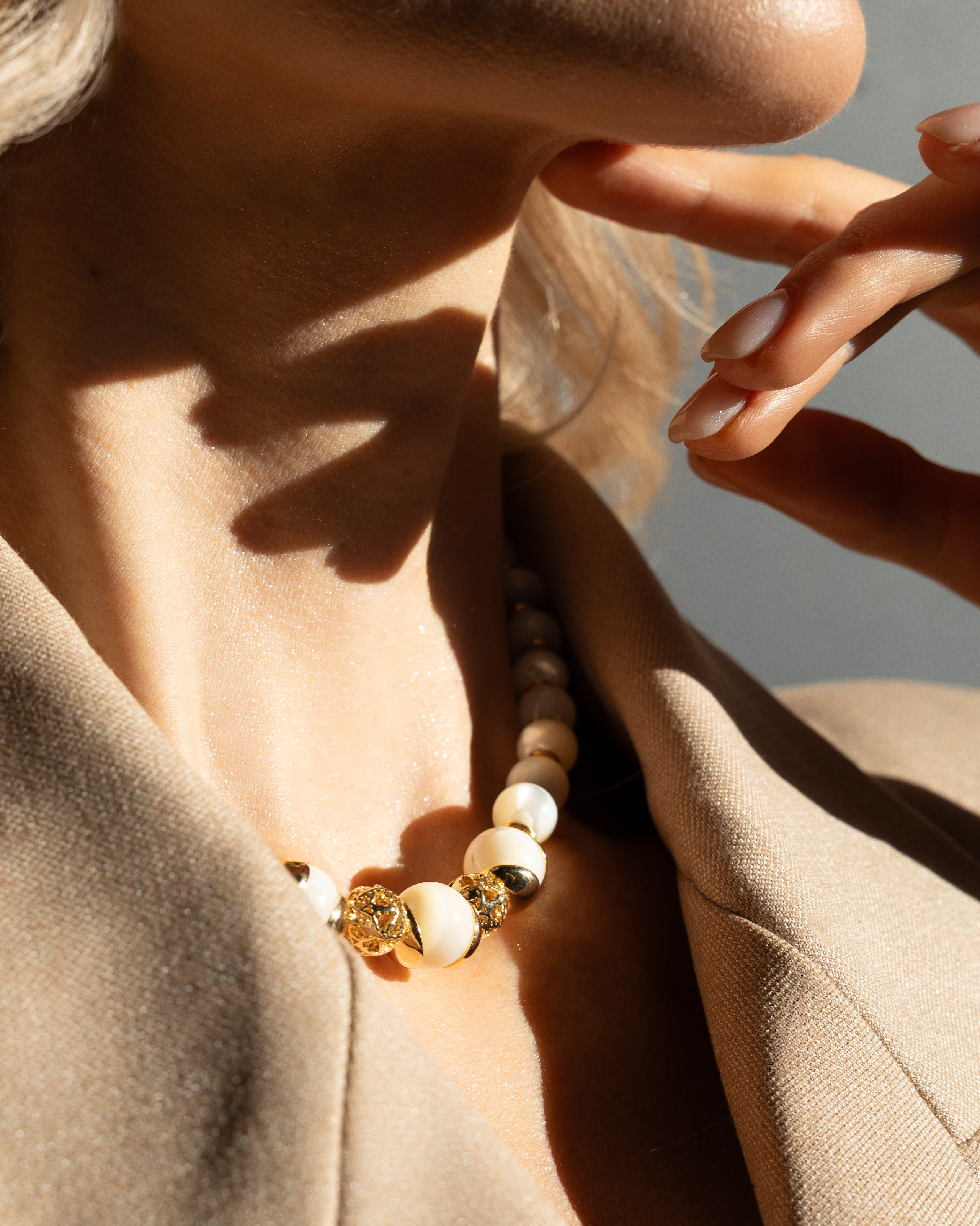 Контент съемка для дизайнера украшений. Фотограф в Санкт-Петербурге Вагнер Юлия