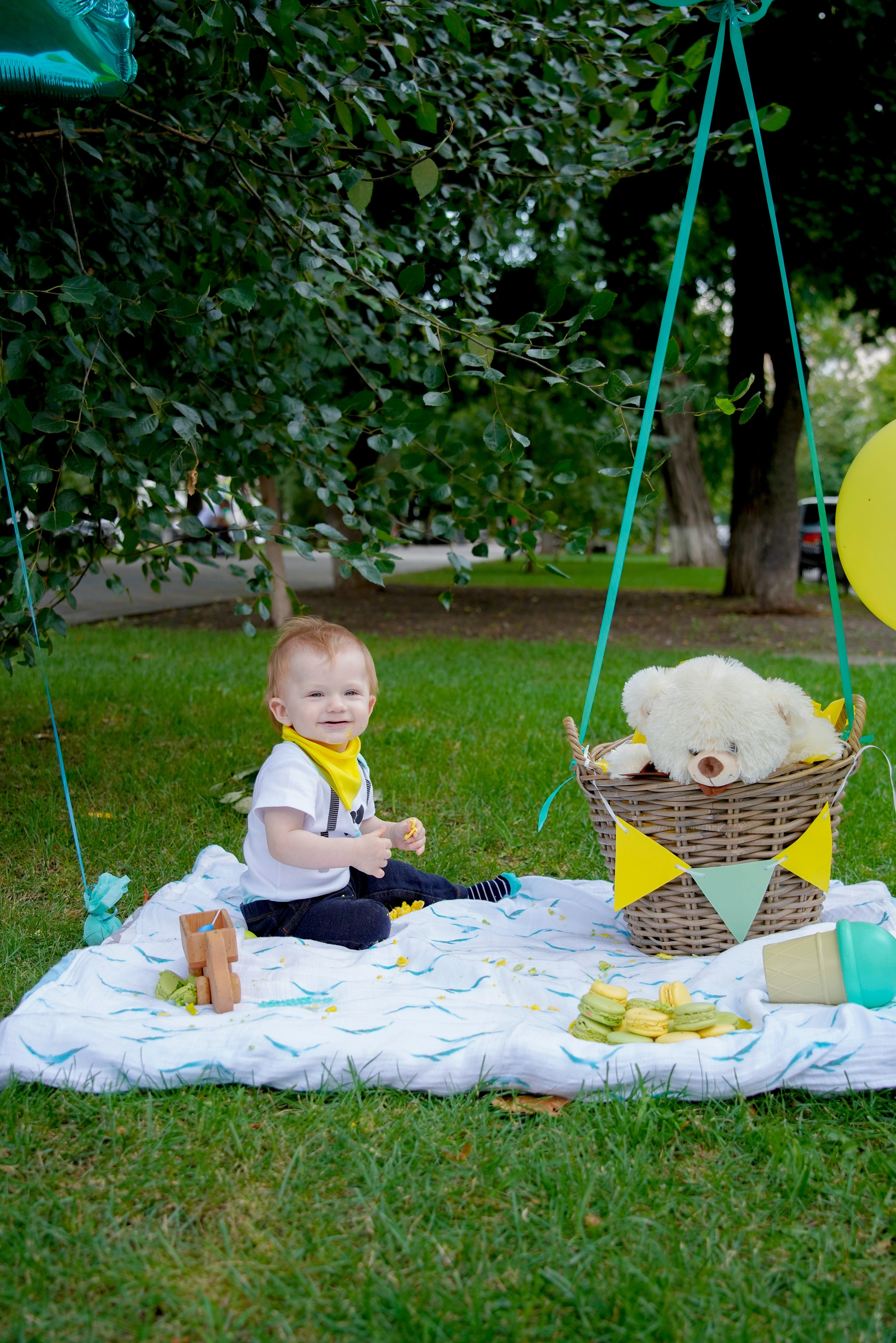 1 год)). Max Matvich and Victoria Basova are professionals in their field