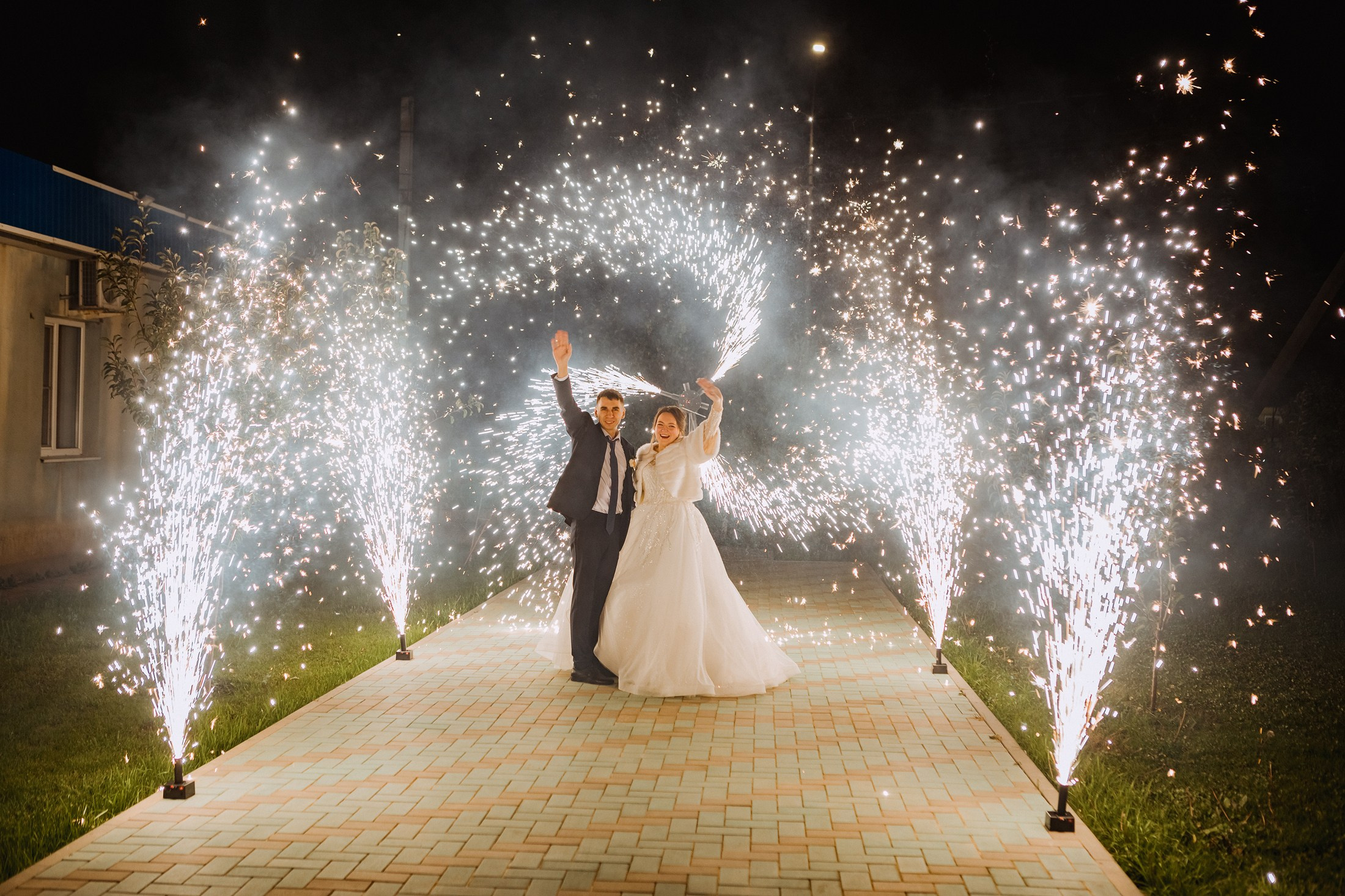 Свадебная фотосессия. Фотографы в городе Волгограде — Людмила Агеева и Алексей Околелов