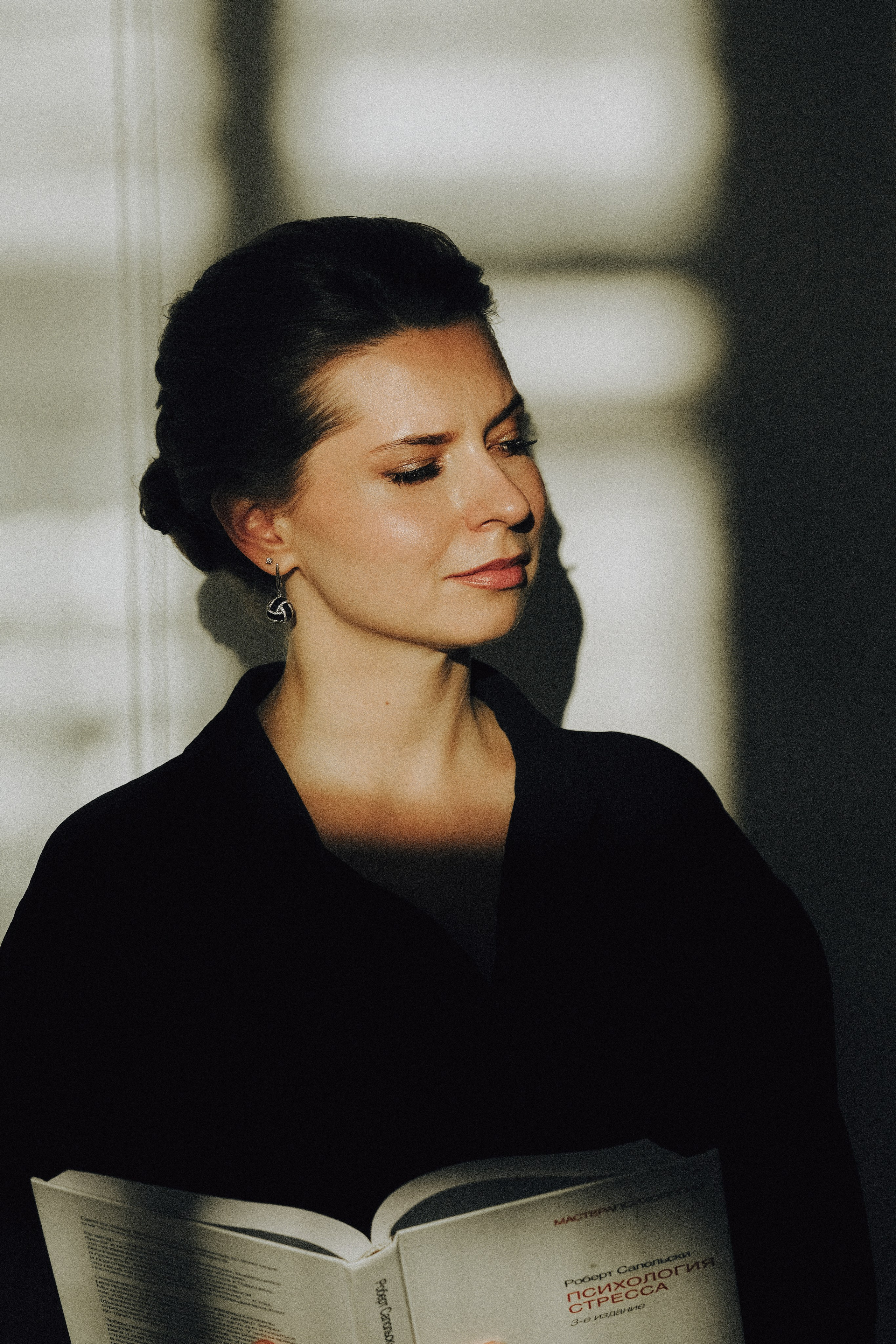 ФОТОСЕСИИЯ В СТУДИИ ДЛЯ ДЕВУШКИ ПСИХОЛОГА. Профессиональный фотограф, Санкт-Петербург — Виктория Богомолова