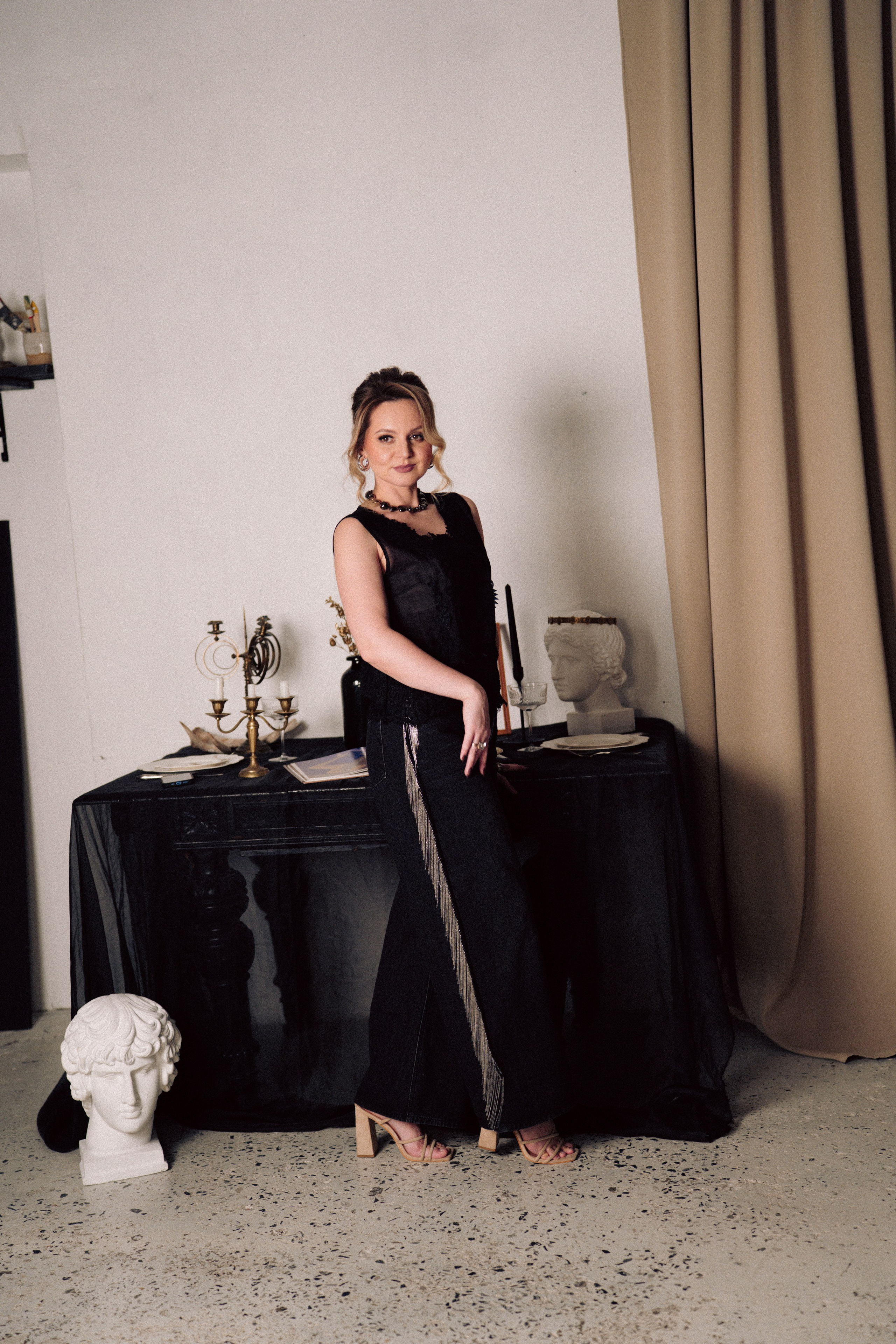 НОВОГОДНЯЯ ФОТОСЕСИИЯ В СТУДИИ ДЛЯ ДЕВУШКИ И ПРОГУЛКА ПО ЧЕРНЫШЕВСКОЙ. Профессиональный фотограф, Санкт-Петербург — Виктория Богомолова