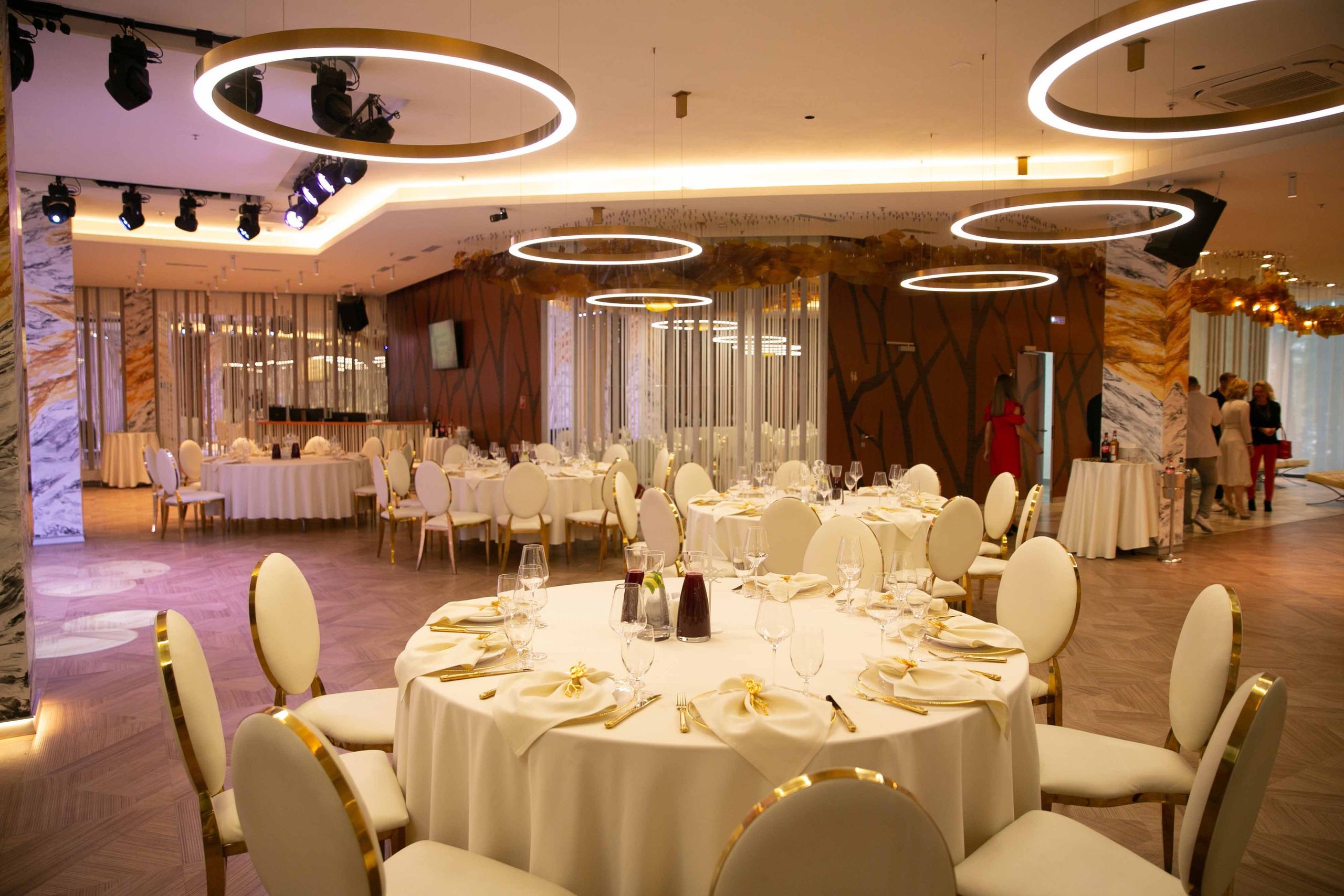 Площадка «Времена года». Ваш репортажный фотограф Артемий Антонов