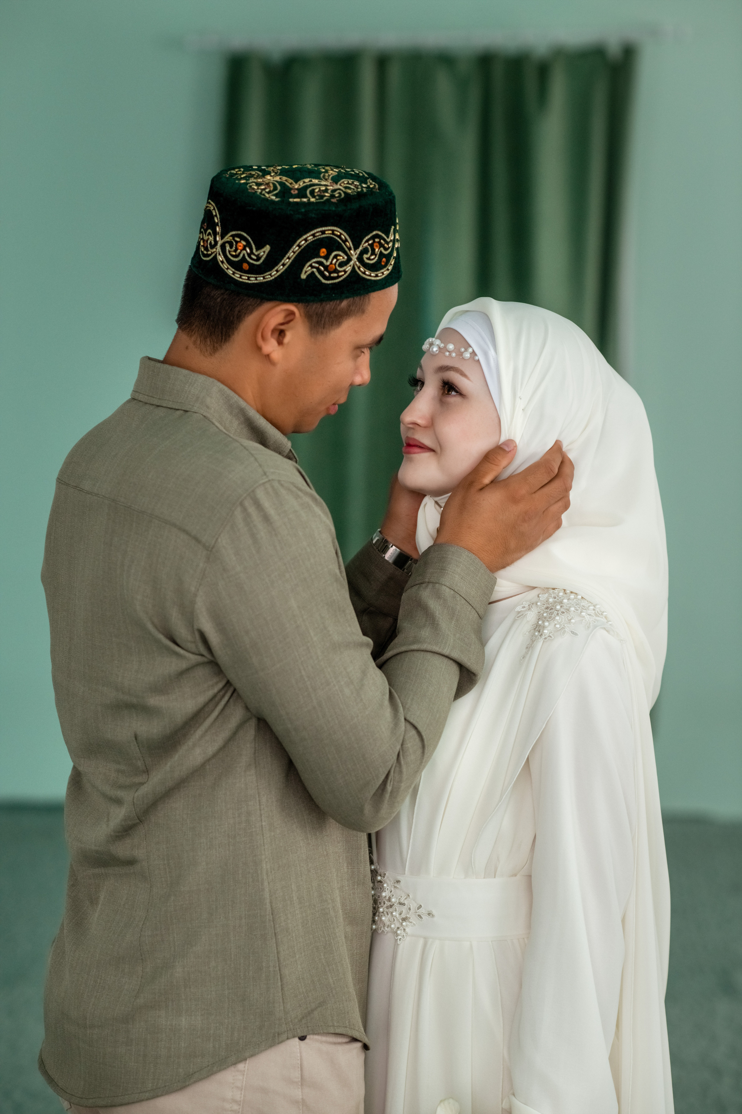 Раис и Лиана. Свадебный и школьный фотограф в Астрахани