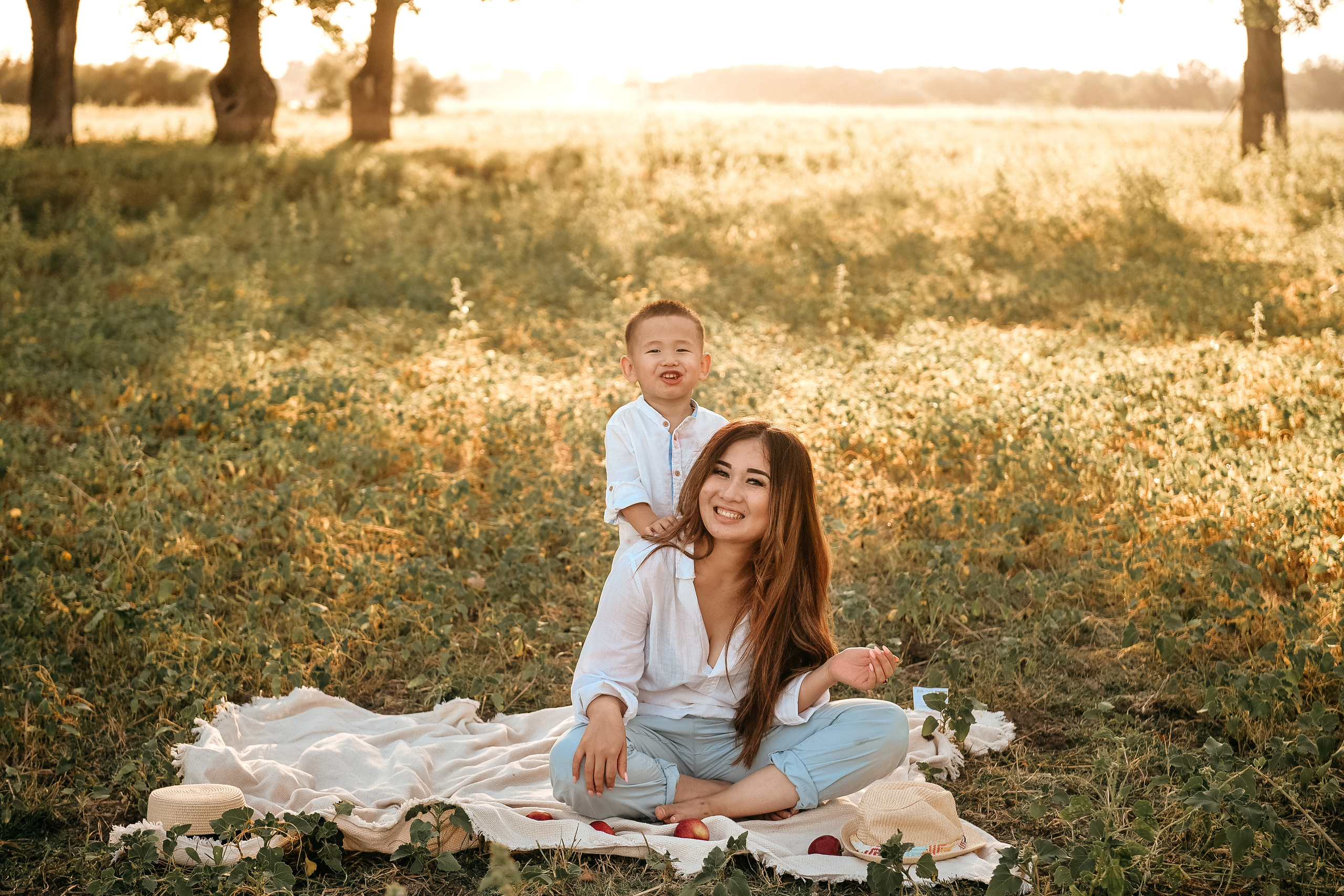 Мама+Сынок. Свадебный и школьный фотограф в Астрахани