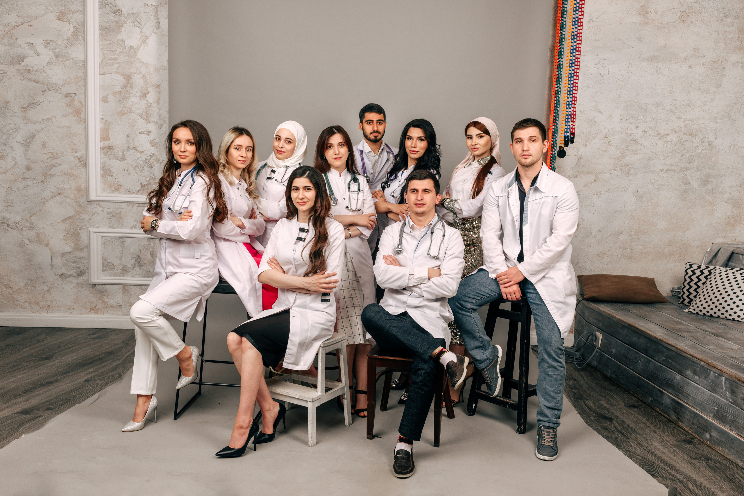 АГМУ портреты и групповые фото. Свадебный и школьный фотограф в Астрахани