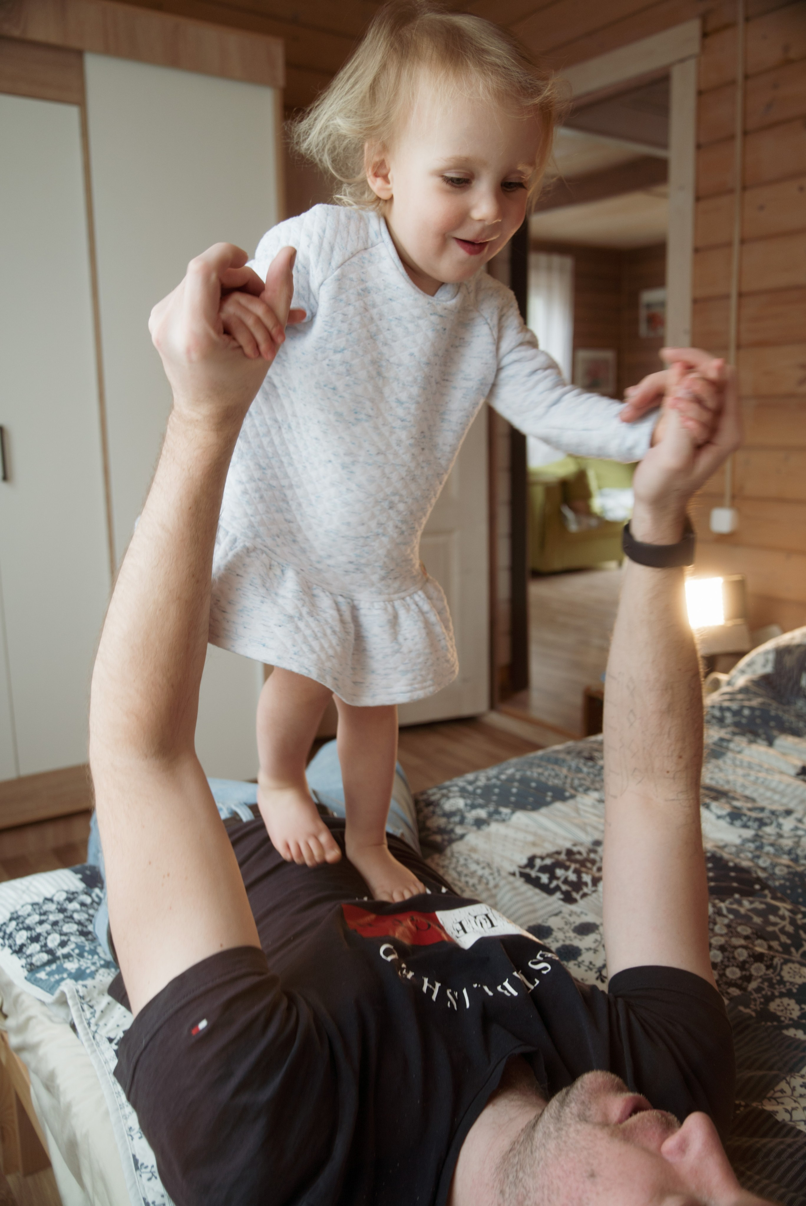 Домашняя фотосессия с двумя детьми. Видеограф Осинина Татьяна — видеосъемка в Москве