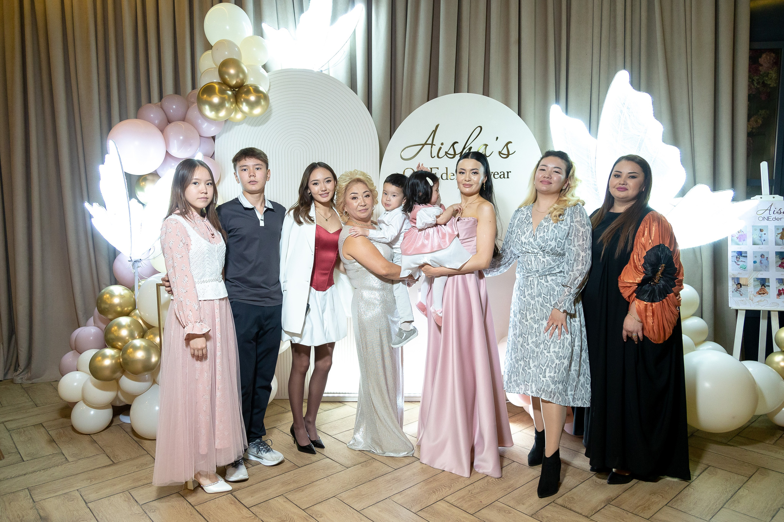 Айше 1 годик. Свадебный фотограф в Алматы Айгерим Верба