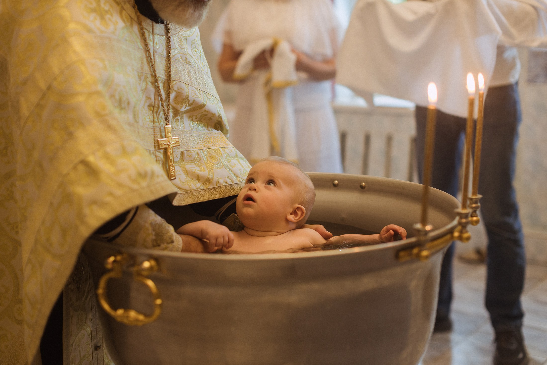 Таинство крещения. Фотографы в городе Волгограде — Людмила Агеева и Алексей Околелов