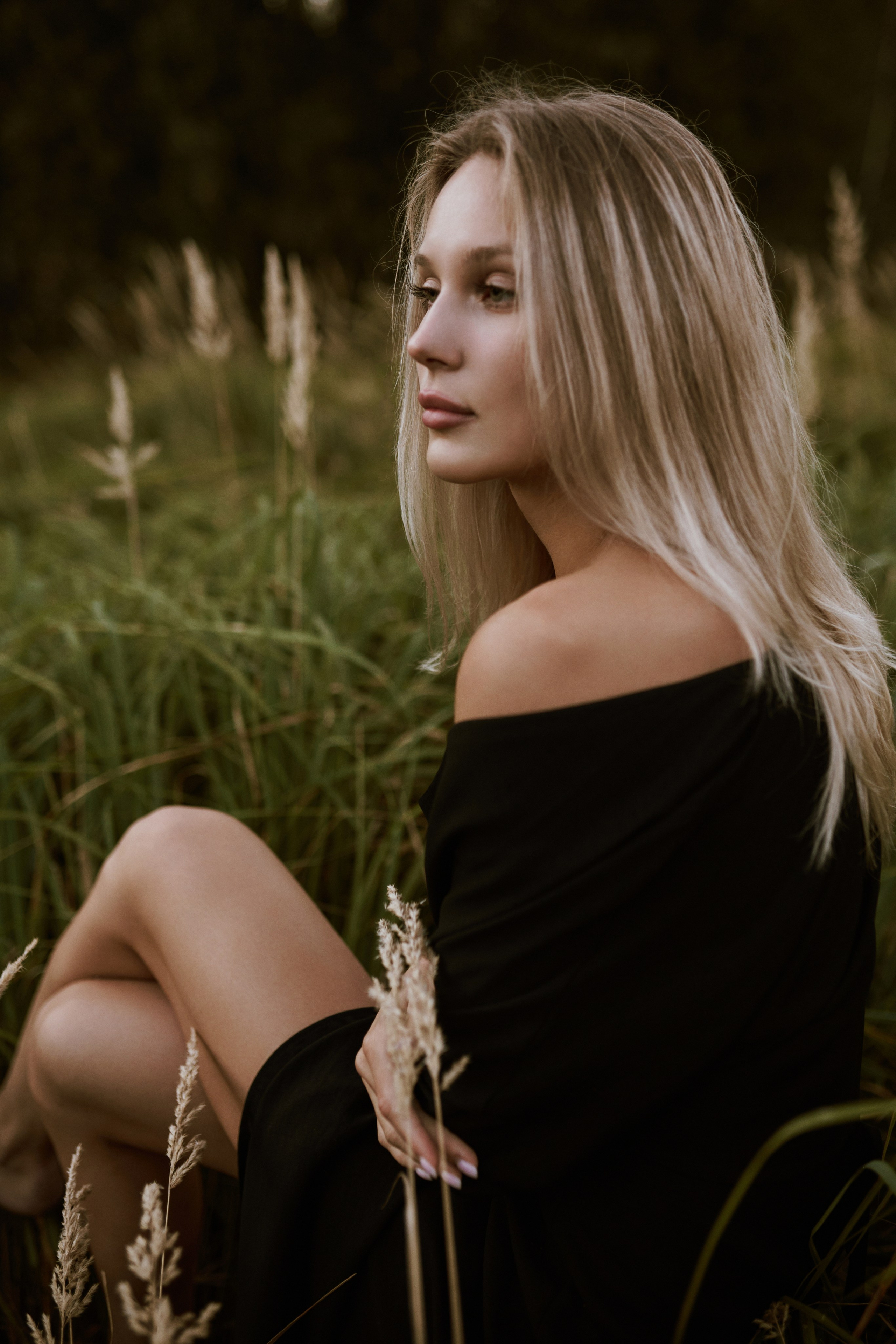 В траве. Фотограф Москва Галина Рыжкова