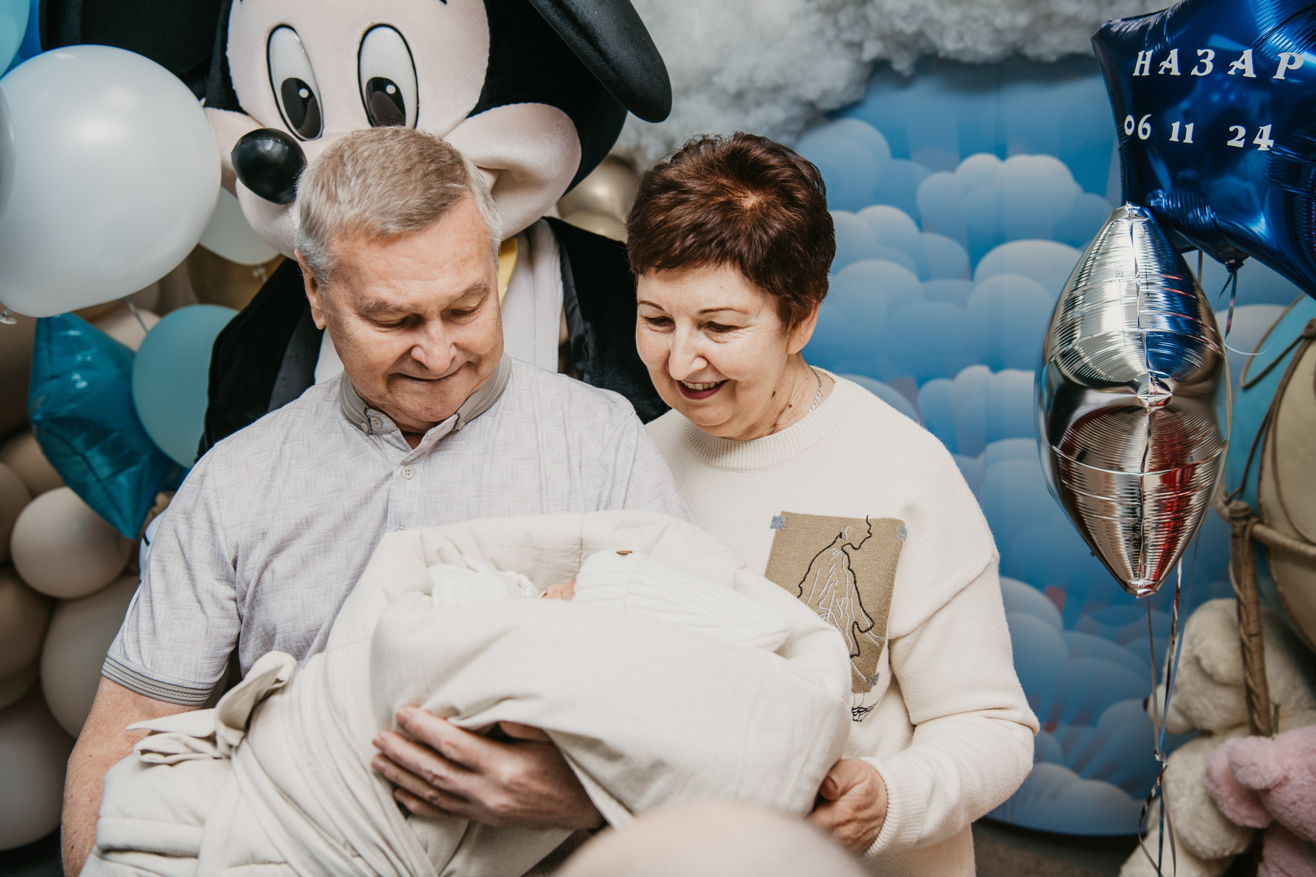 Выписка Назара. На Севастопольском. Фотограф на выписку из роддома в Москве и МО