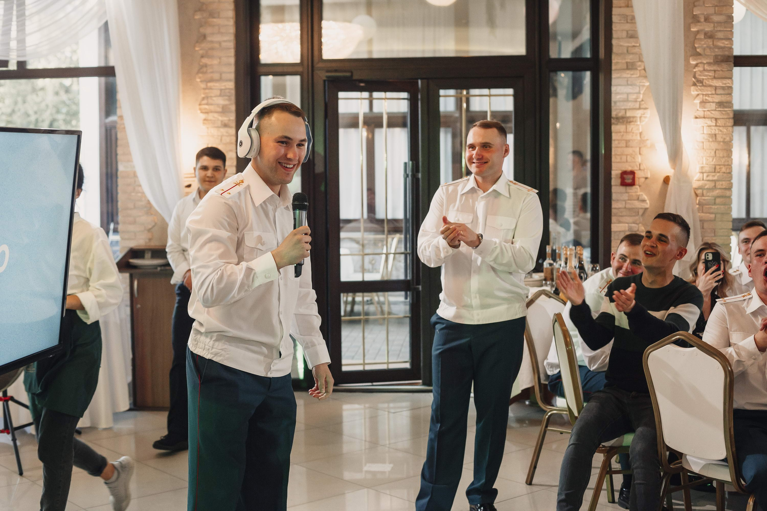 Банкет офицеров выпускников академии связи. Свадебный фотограф Игорь Брундасов 8PHOTO на свадьбу венчание загс СПб