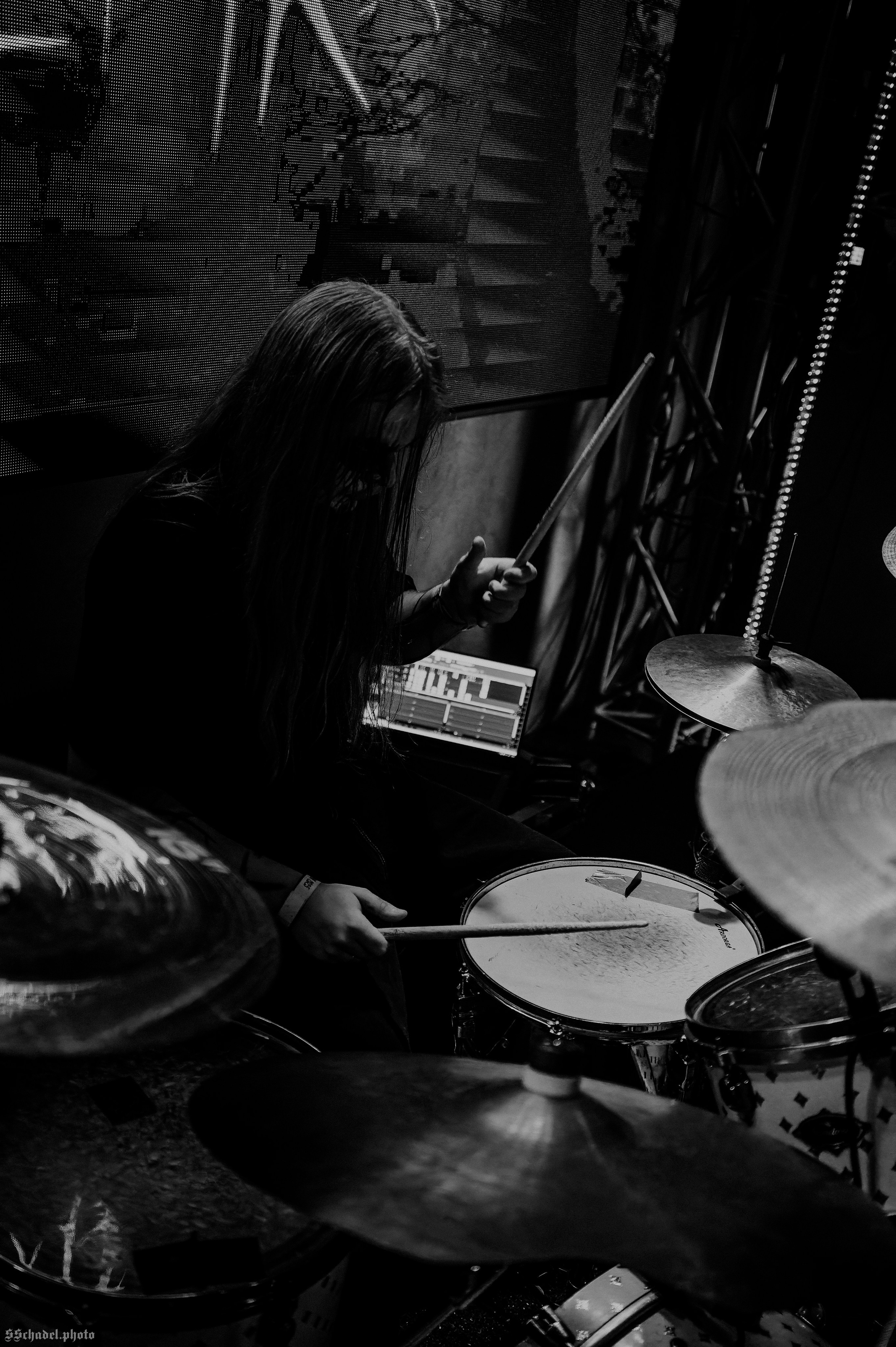 Neargroth 30.08.25. We will make everything metal!