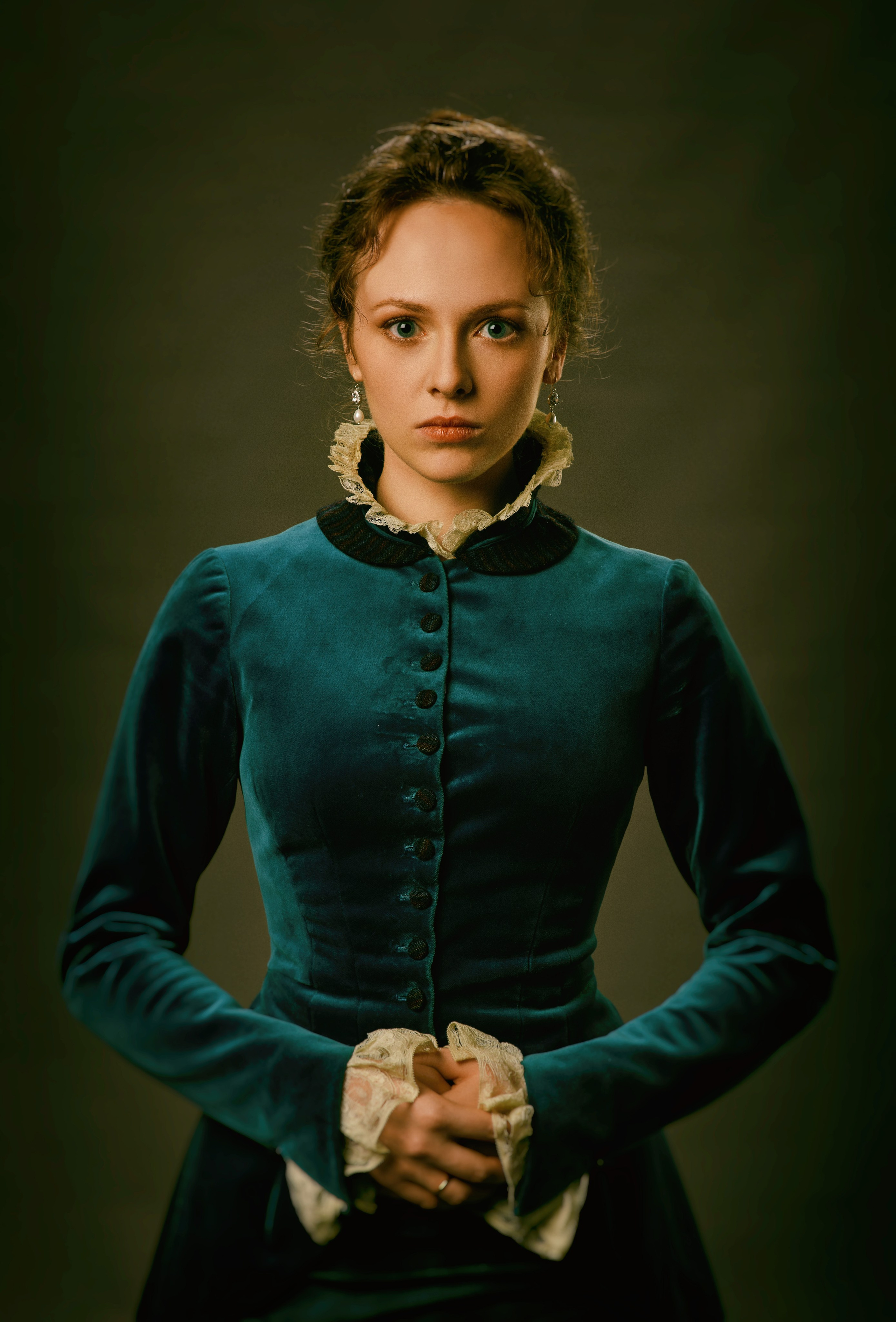 PORTRAIT. Www.apowerstudio.com