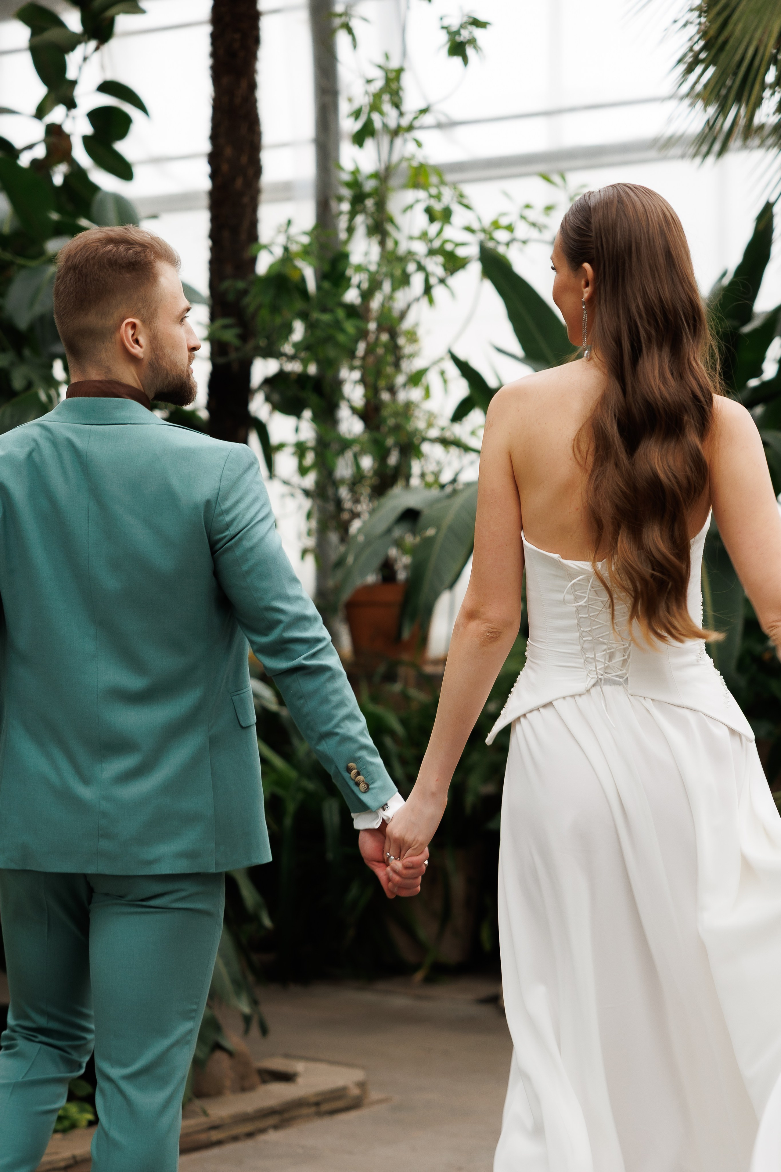 Свадебная прогулка в оранжерее. Питер. Свадебный и семейный фотограф в Москве Красинская Мария