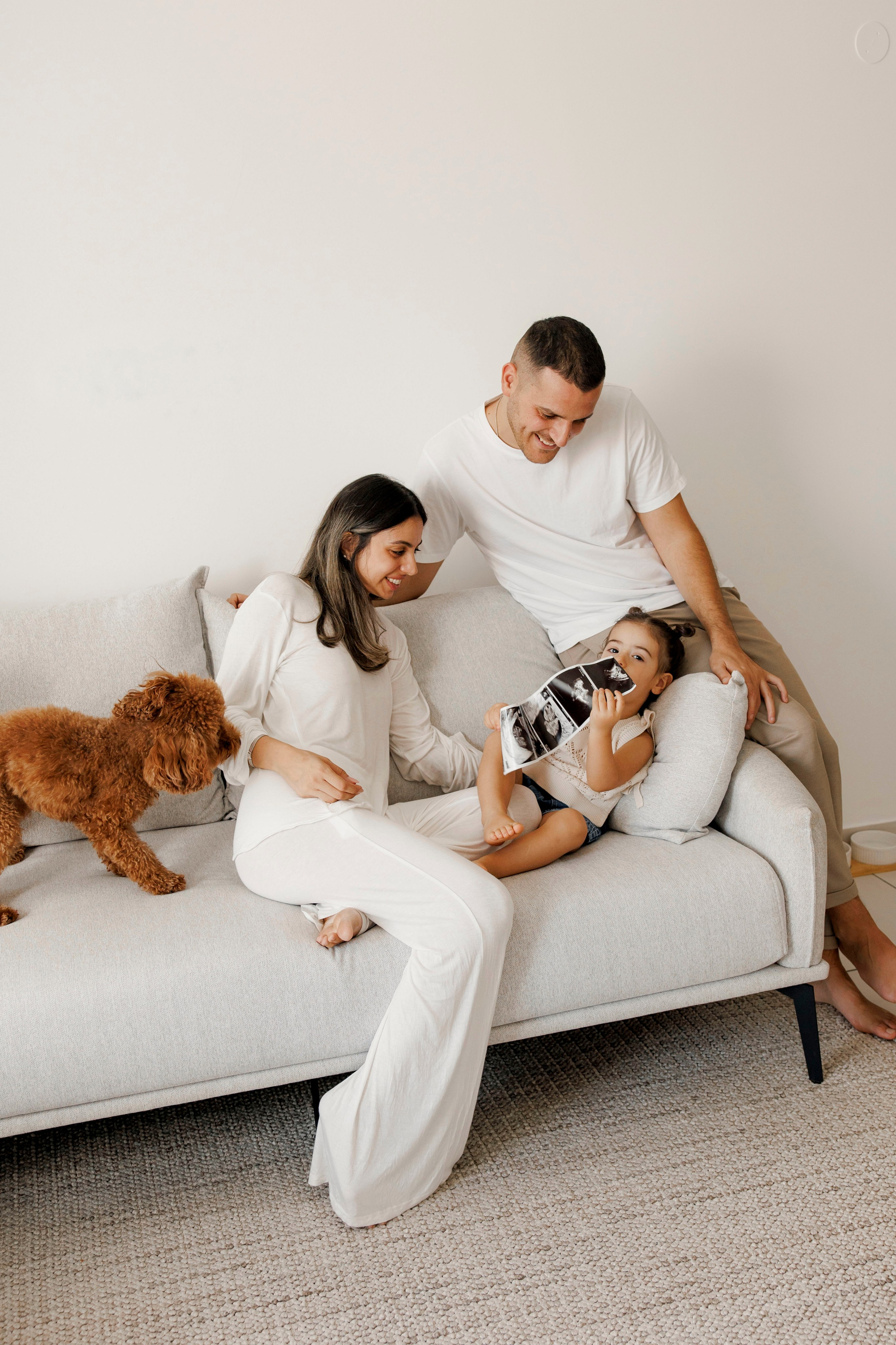 Family photoshoot at home. Главная