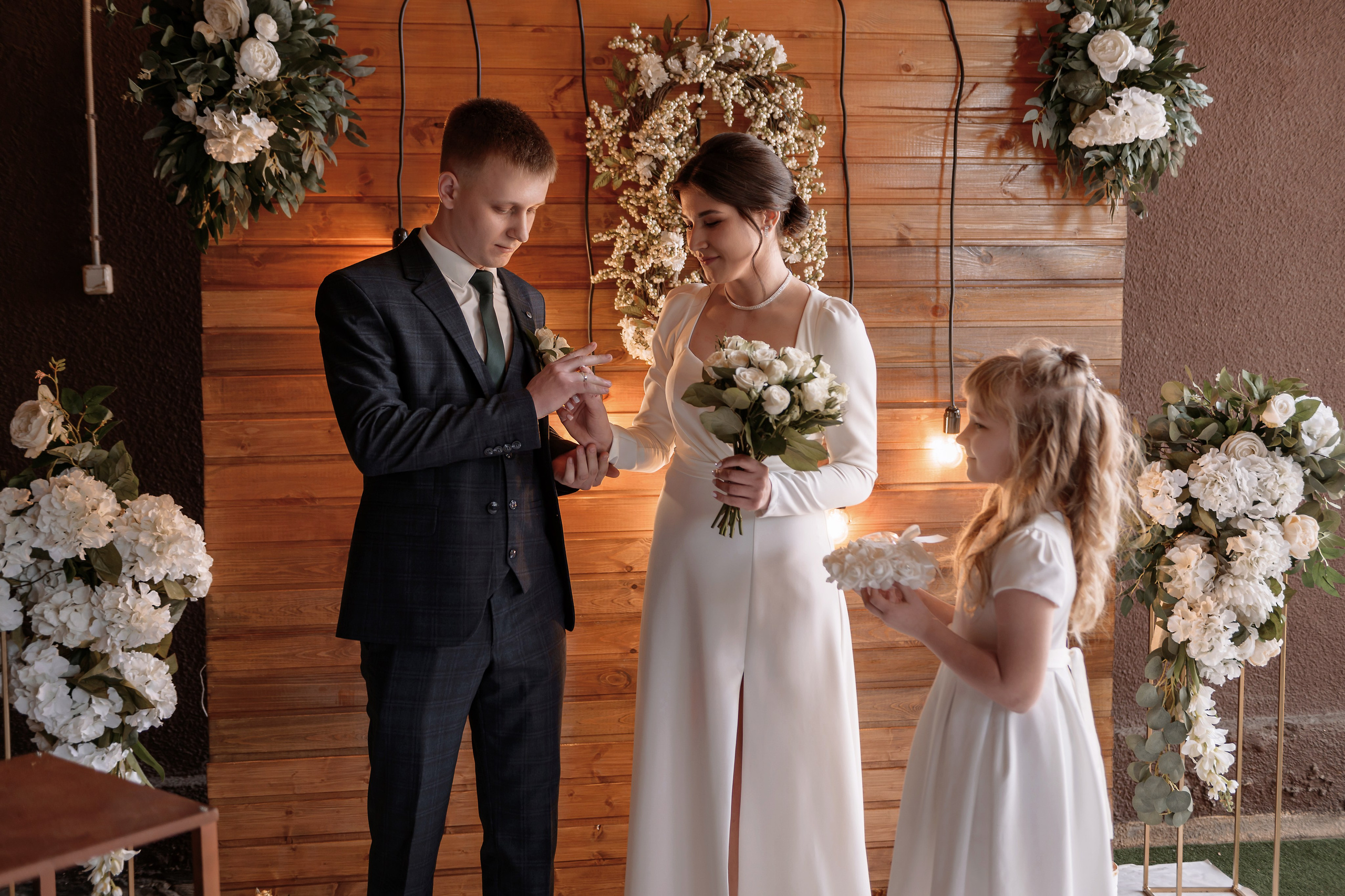 Эдуард и Виктория. Свадебный фотограф Белгород Валуйки Старый Оскол Воронеж