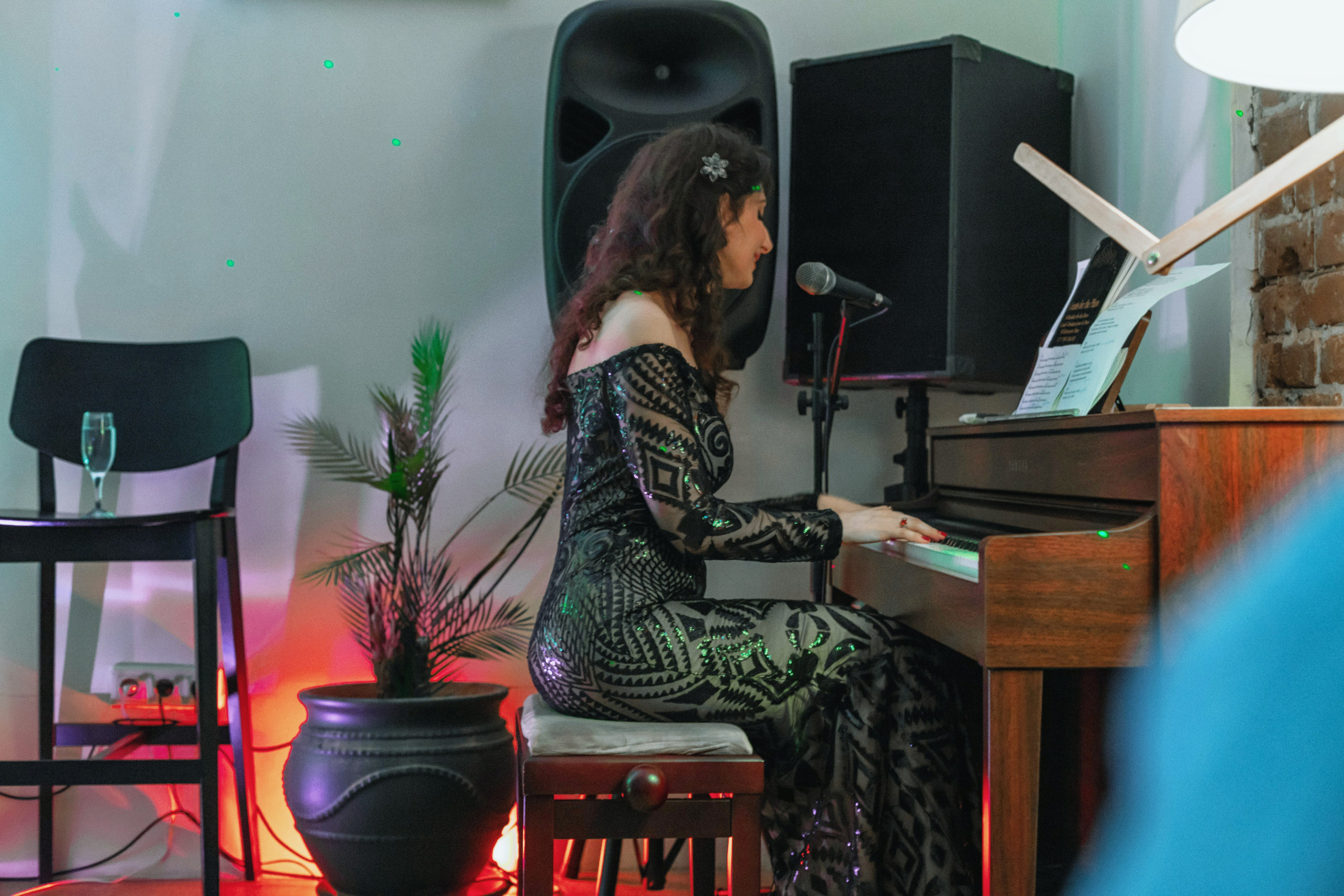 Поэтический вечер в Краснодаре. Создание сайтов, SMM, производство контента | Студия «Медведь» | Услуги для бизнеса