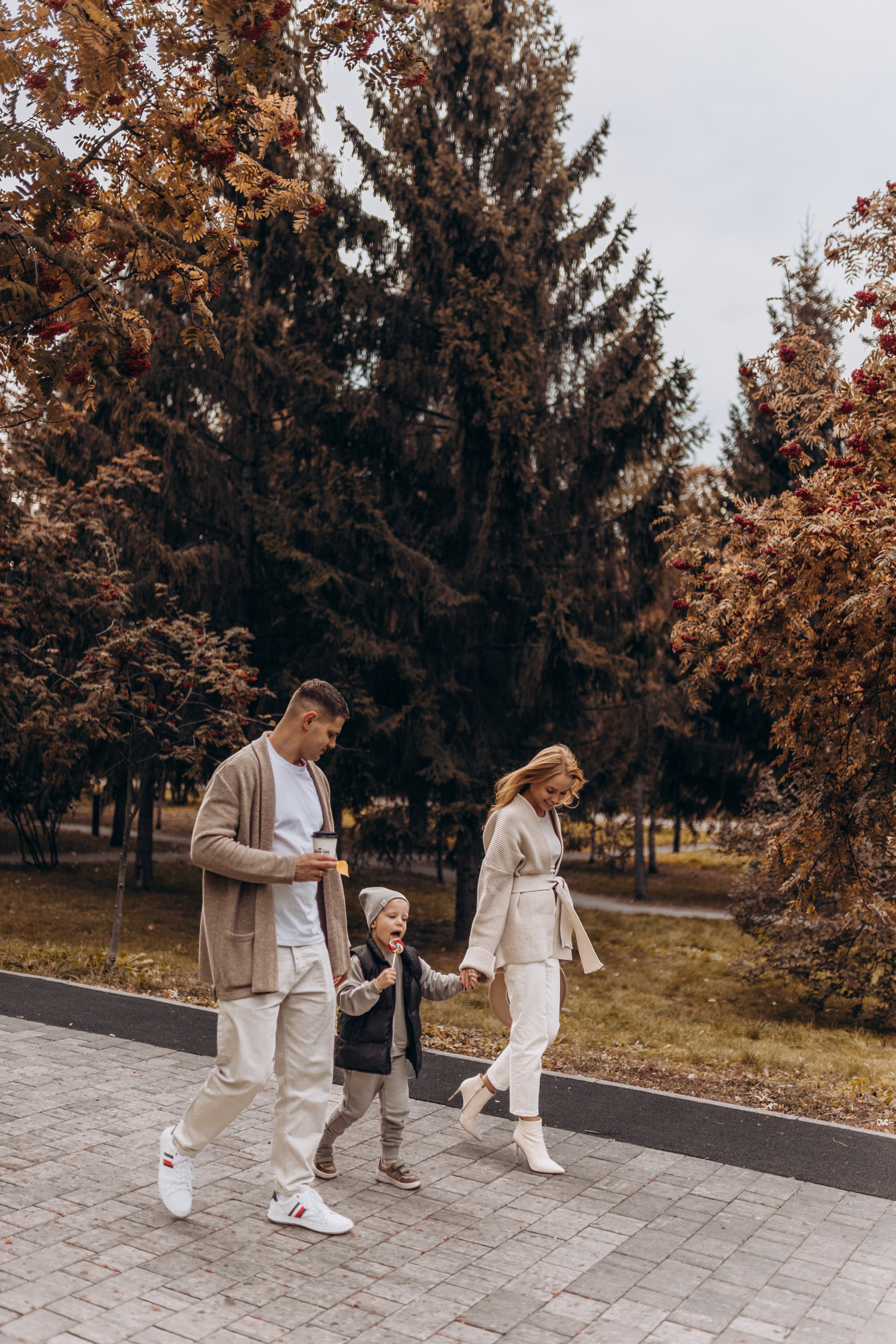 Руслан, Алина и Лев. Регина Мингалимова, семейный и свадебный фотограф в Казани