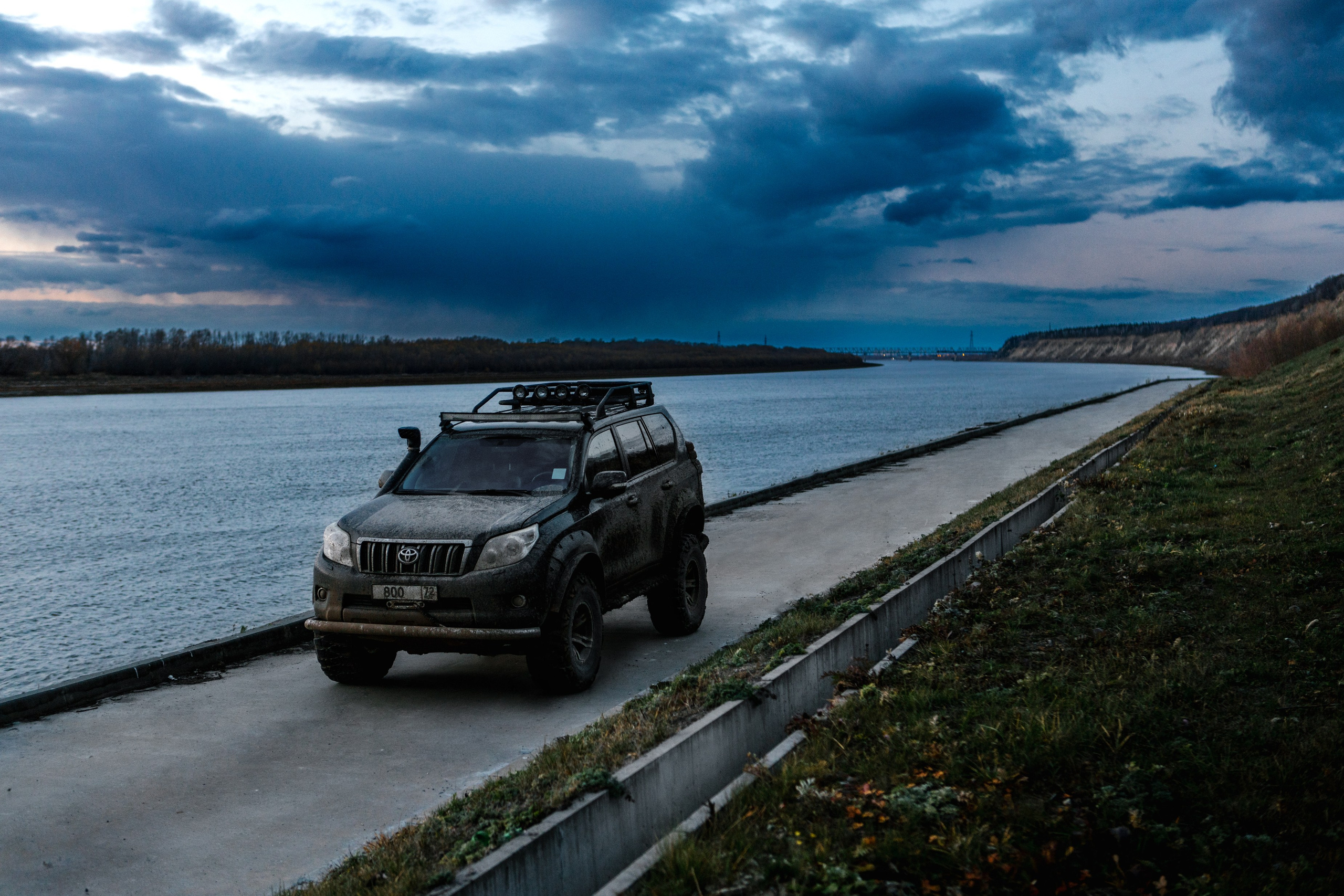 Land Cruiser Prado 150