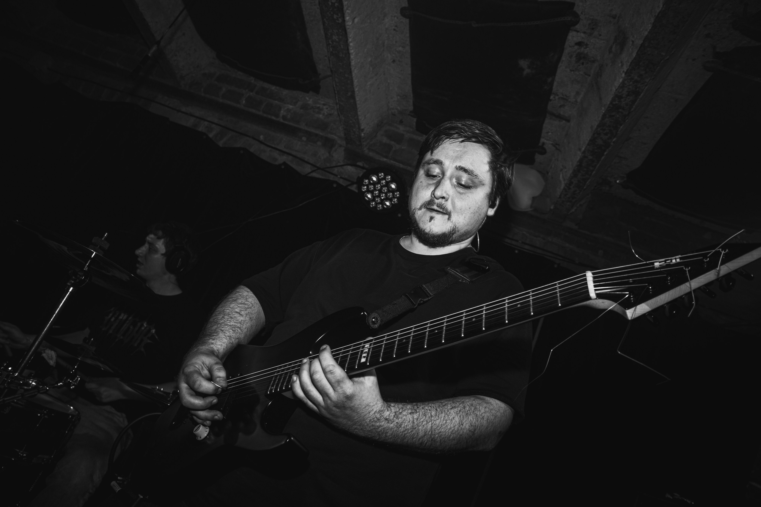 Laugar & Шумы Штормовых Широт & Пожары На Дальнем Севере 11.10.2025. Репортажный фотограф в Москве Legiodot