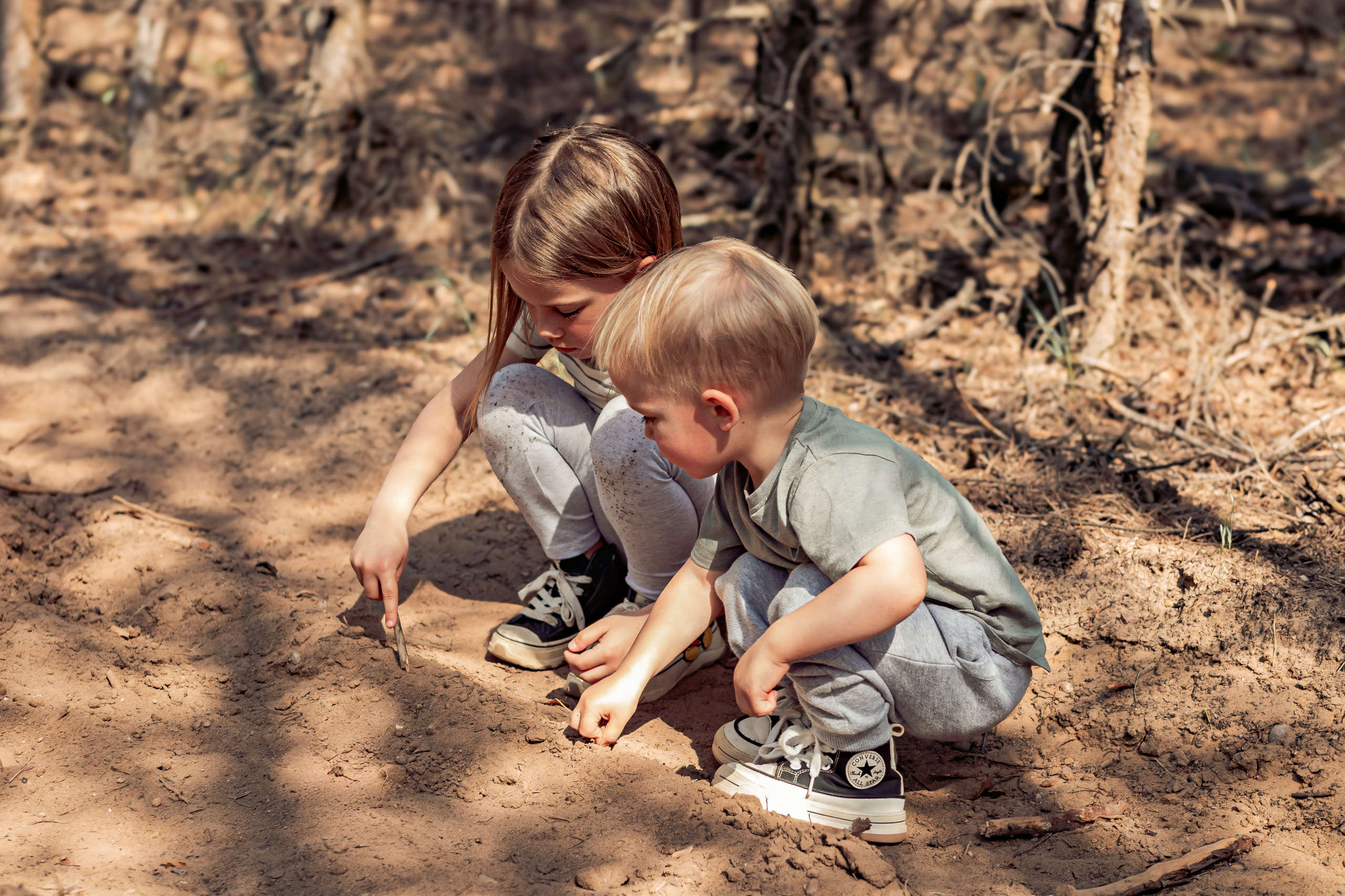 Семейная фотосессия в лесу