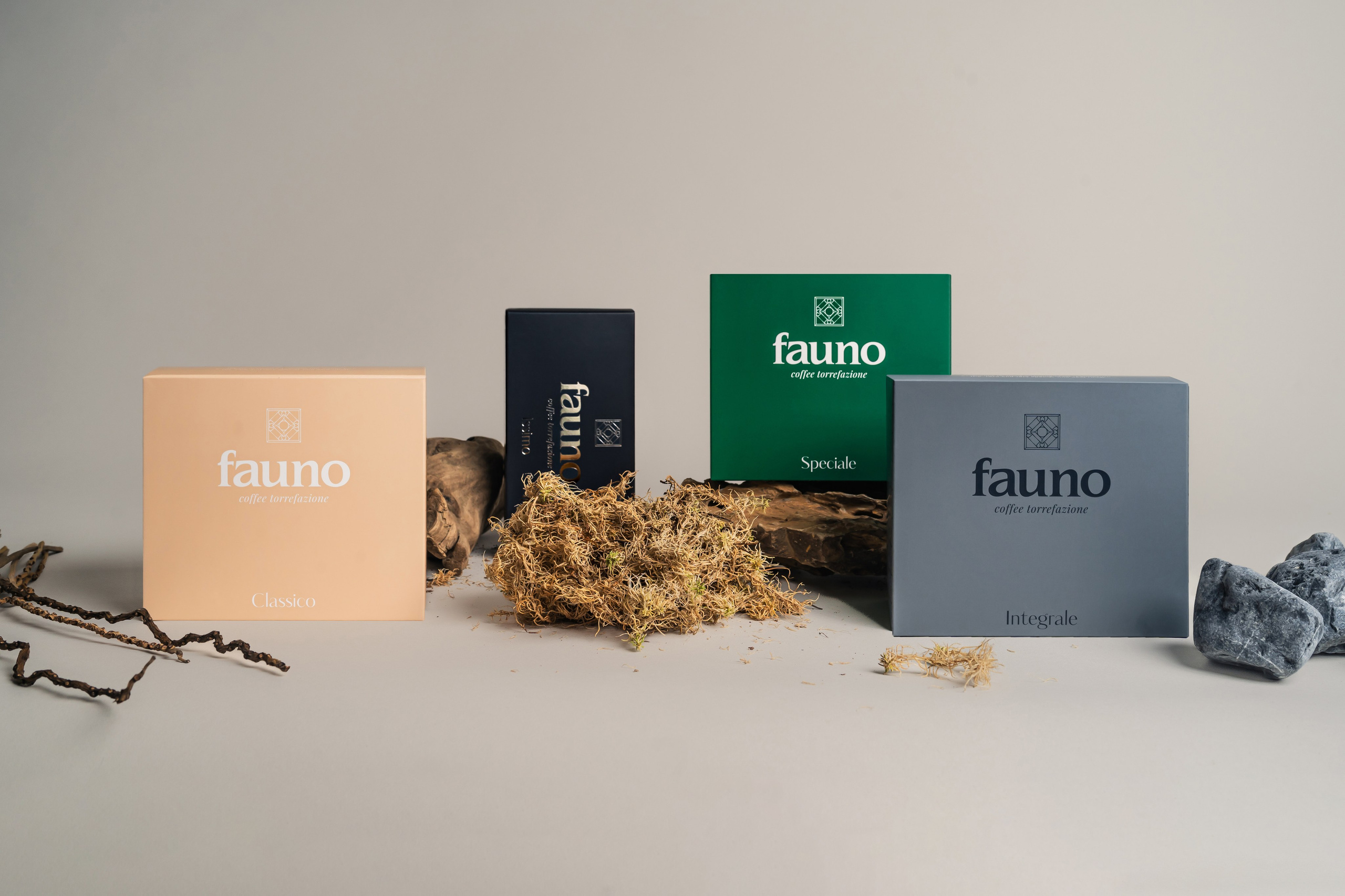 Предметная фотосъёмка для кофейной компании Fauno. Фотограф Илья К. в Москве