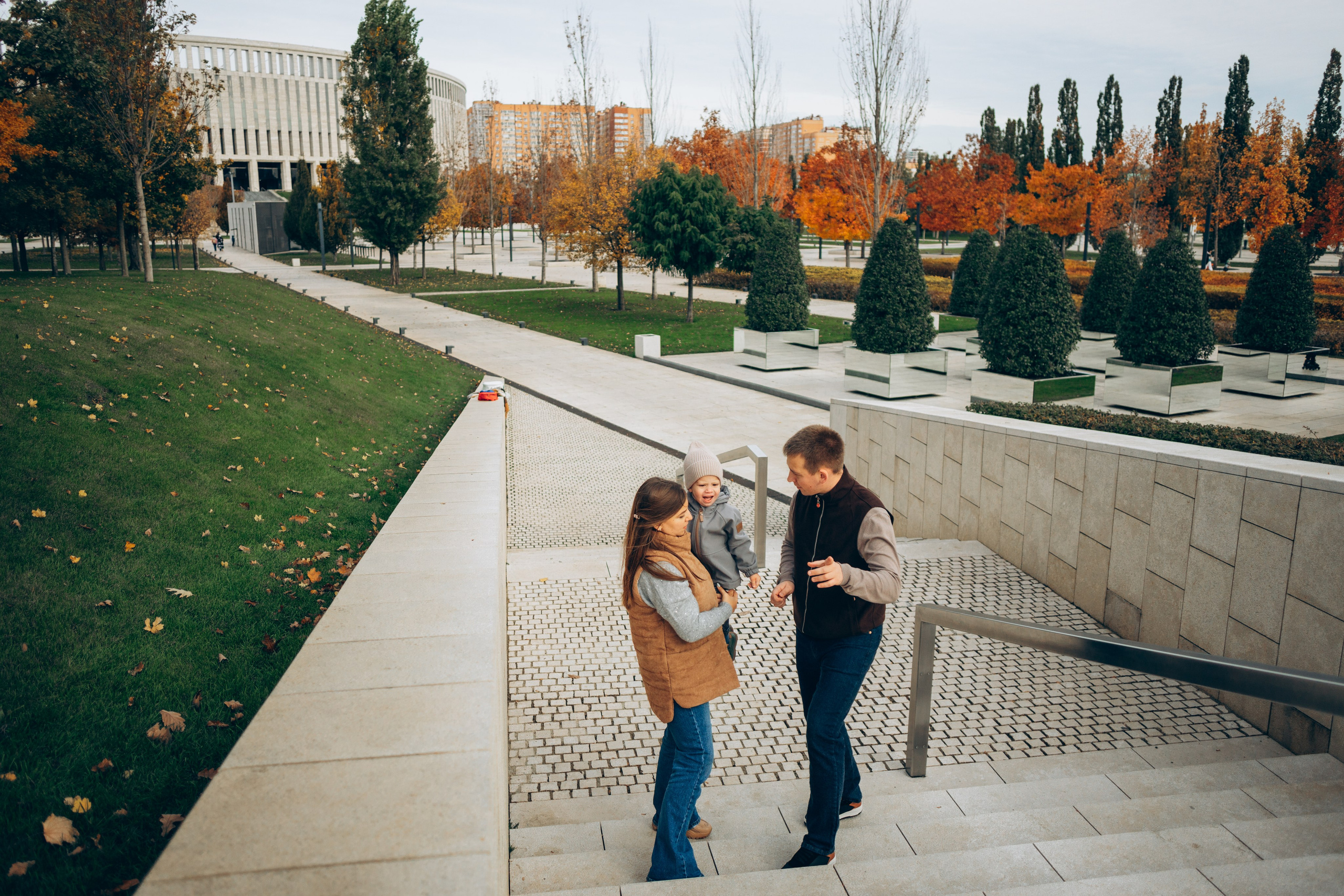 Парк Галицкого Аня, Ваня и Валентин. Семейный фотограф Наталия Демченко, Краснодар