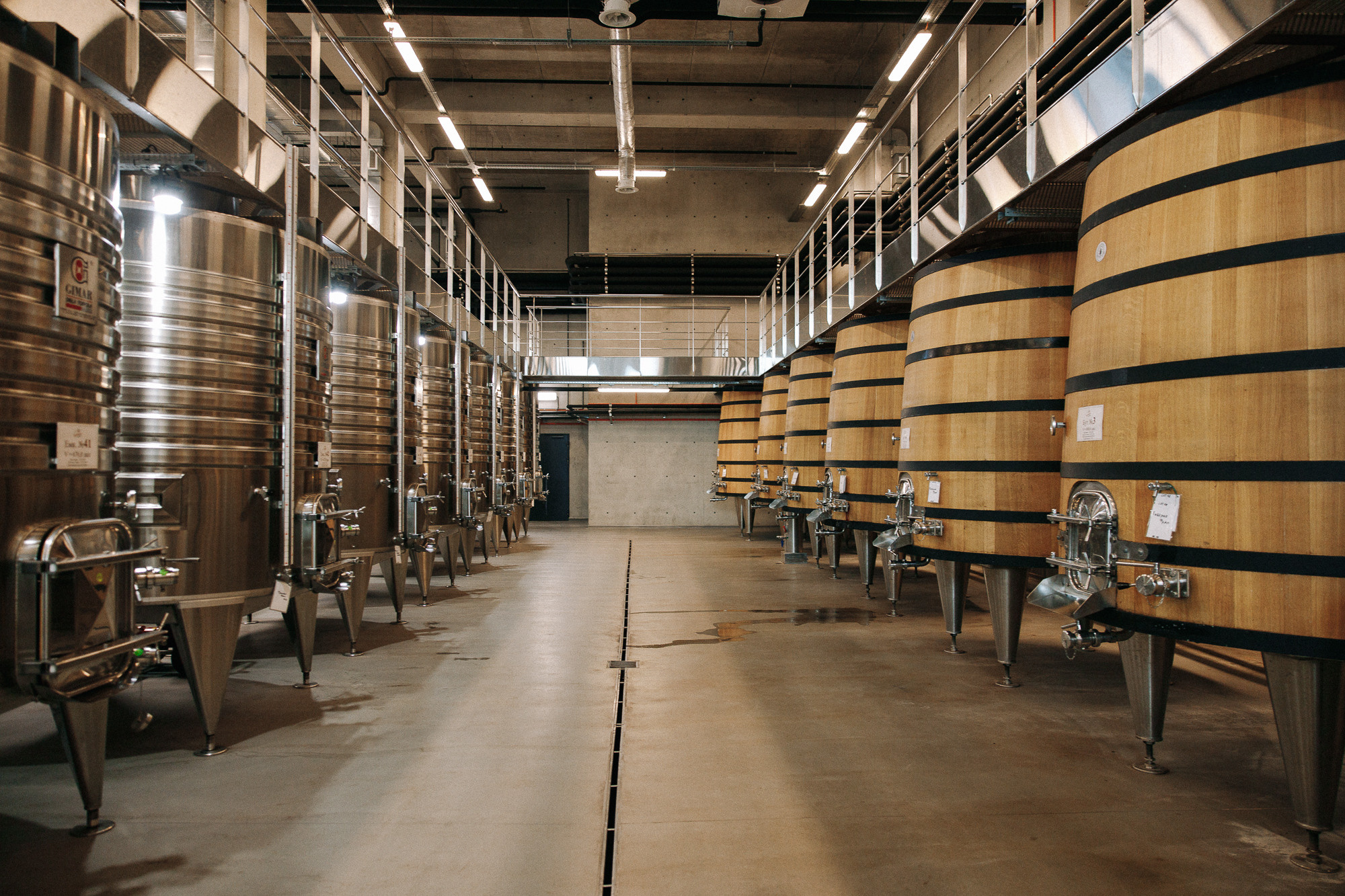 ВИНОДЕЛЬНЯ «СКАЛИСТЫЙ БЕРЕГ»