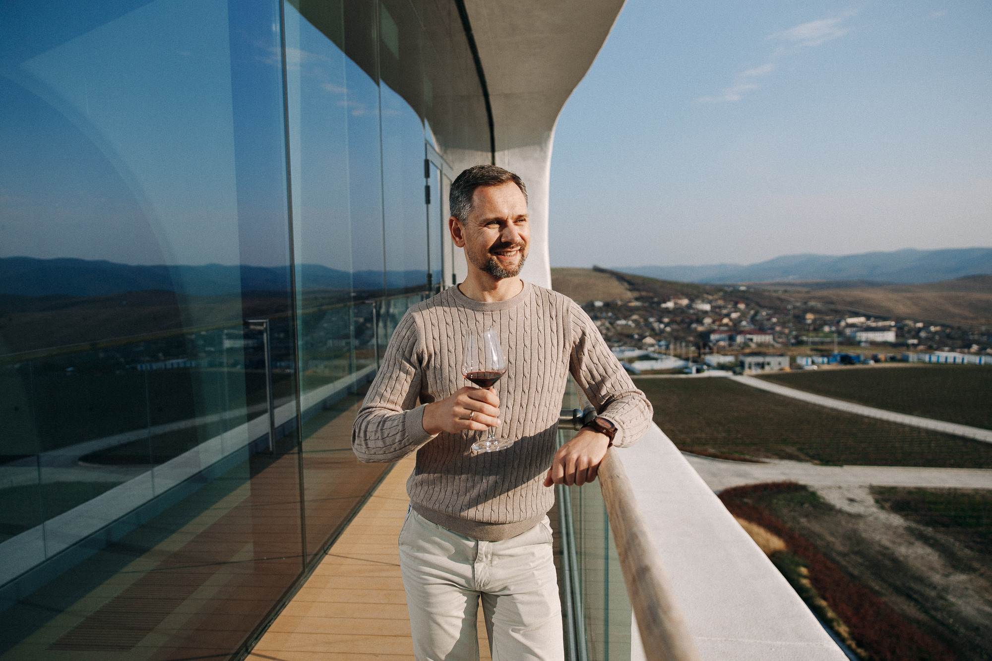 ВИНОДЕЛЬНЯ «СКАЛИСТЫЙ БЕРЕГ»